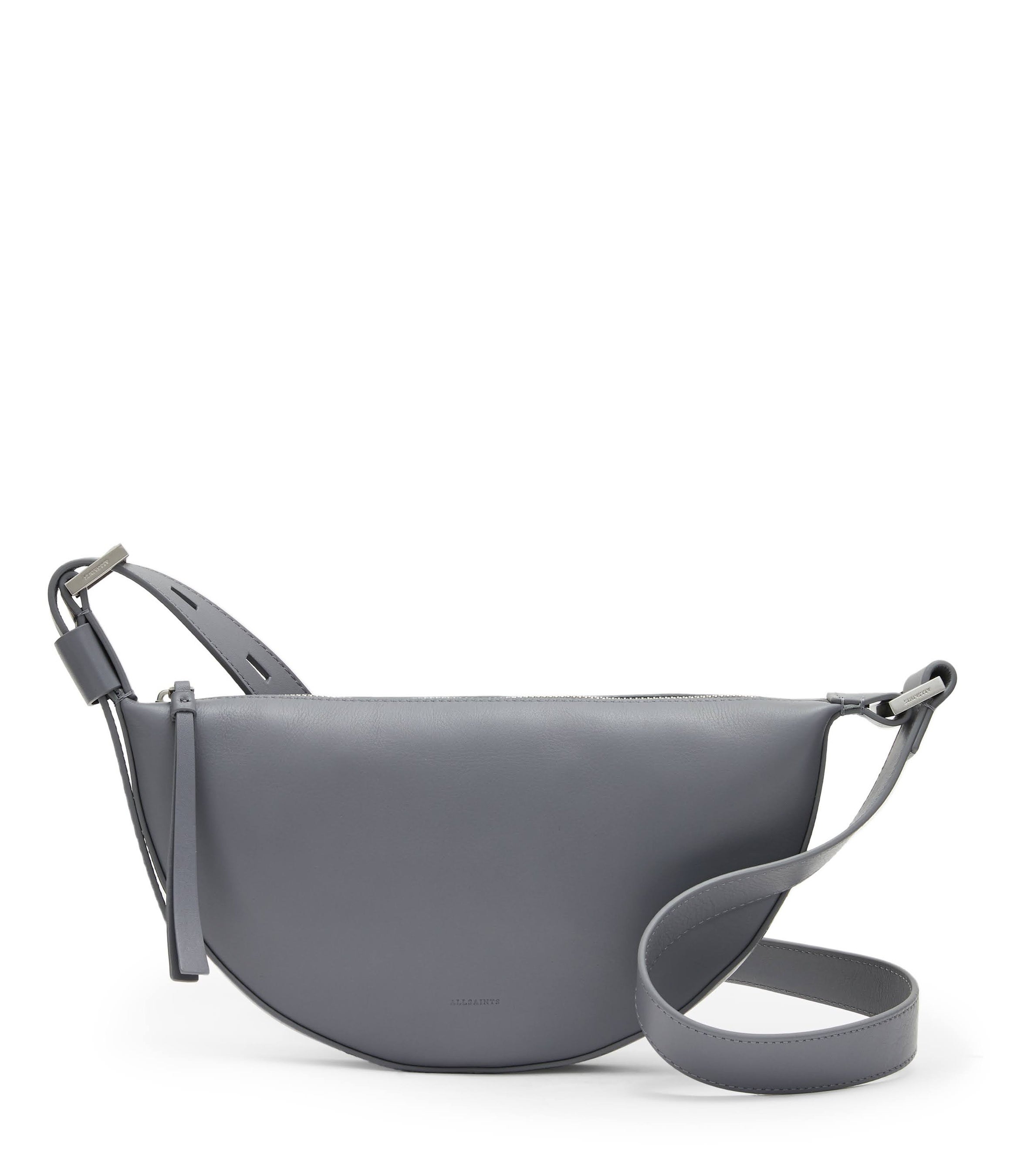 HALF MOON バッグ ¥35,200（税込）