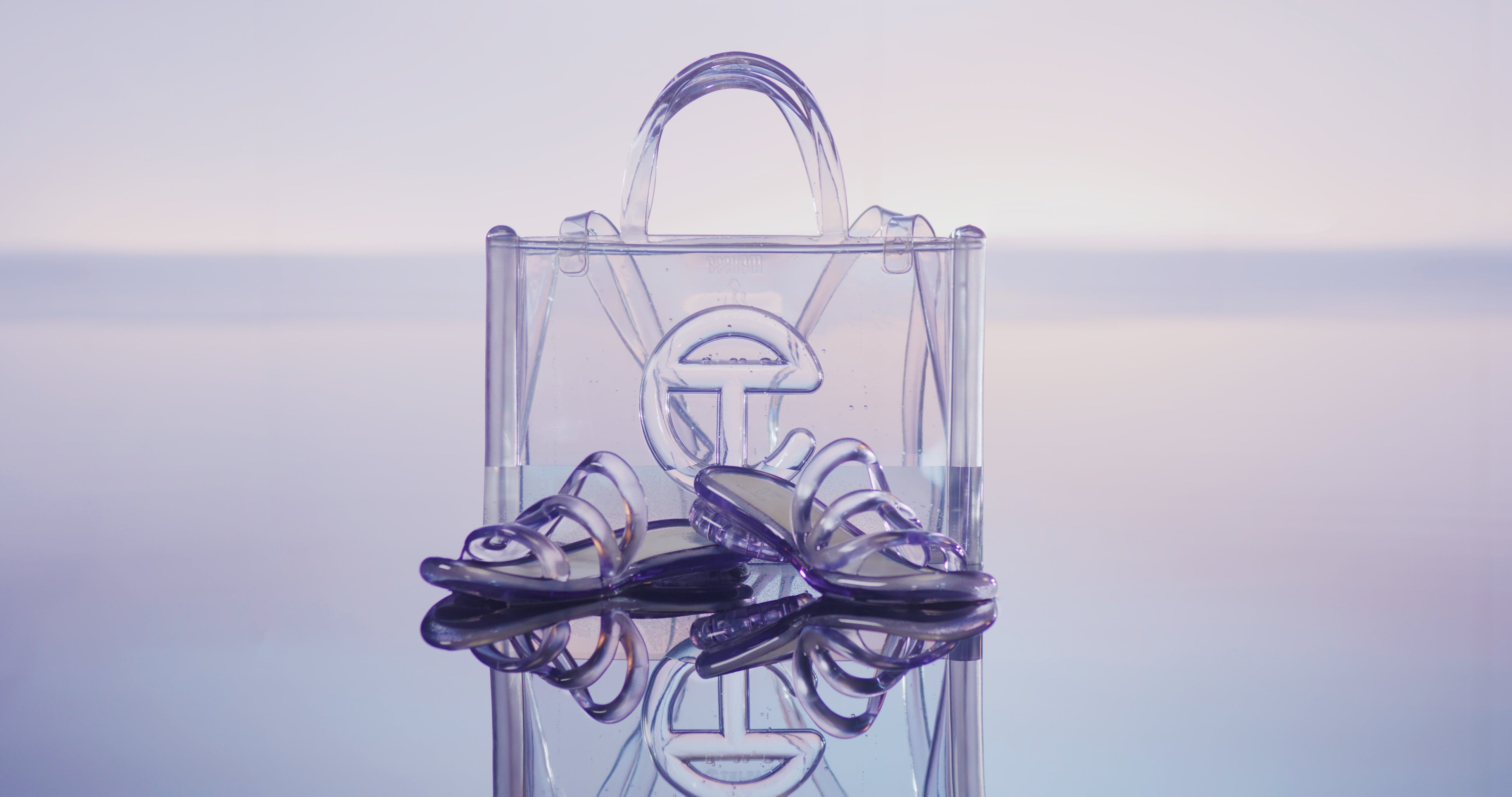 メリッサ × テルファー コラボバック \"The Jelly\" スモール Melissa x Telfar Small Jelly Shopper – melissa shoes Japan