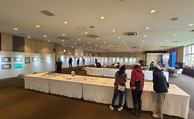 「第2回リビエラSDGs作品・マンガ大賞」観覧の様子