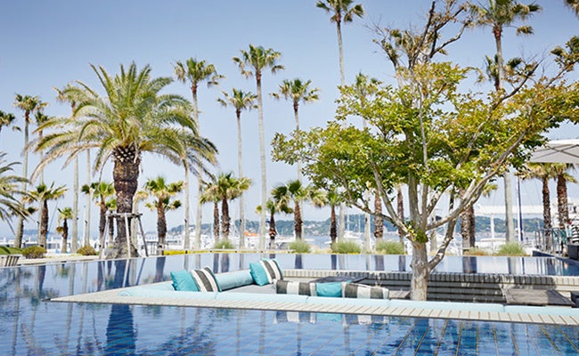 マリブファームのテラス席