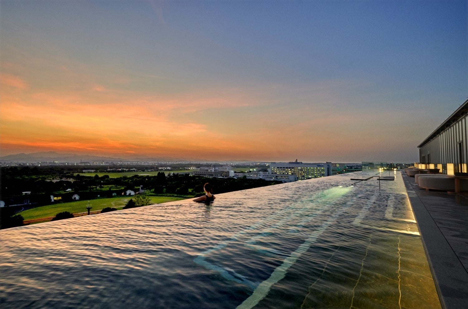 インフィニティプール