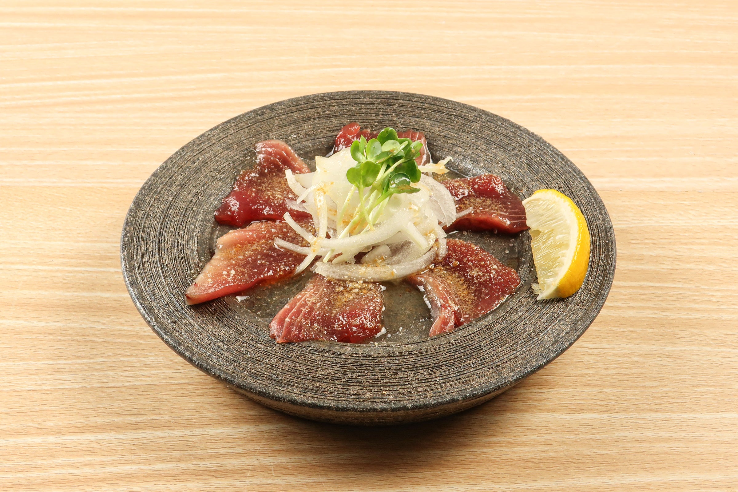 旨い寿司やつまみを手軽に、今日も酒がうまい。大衆寿司居酒屋