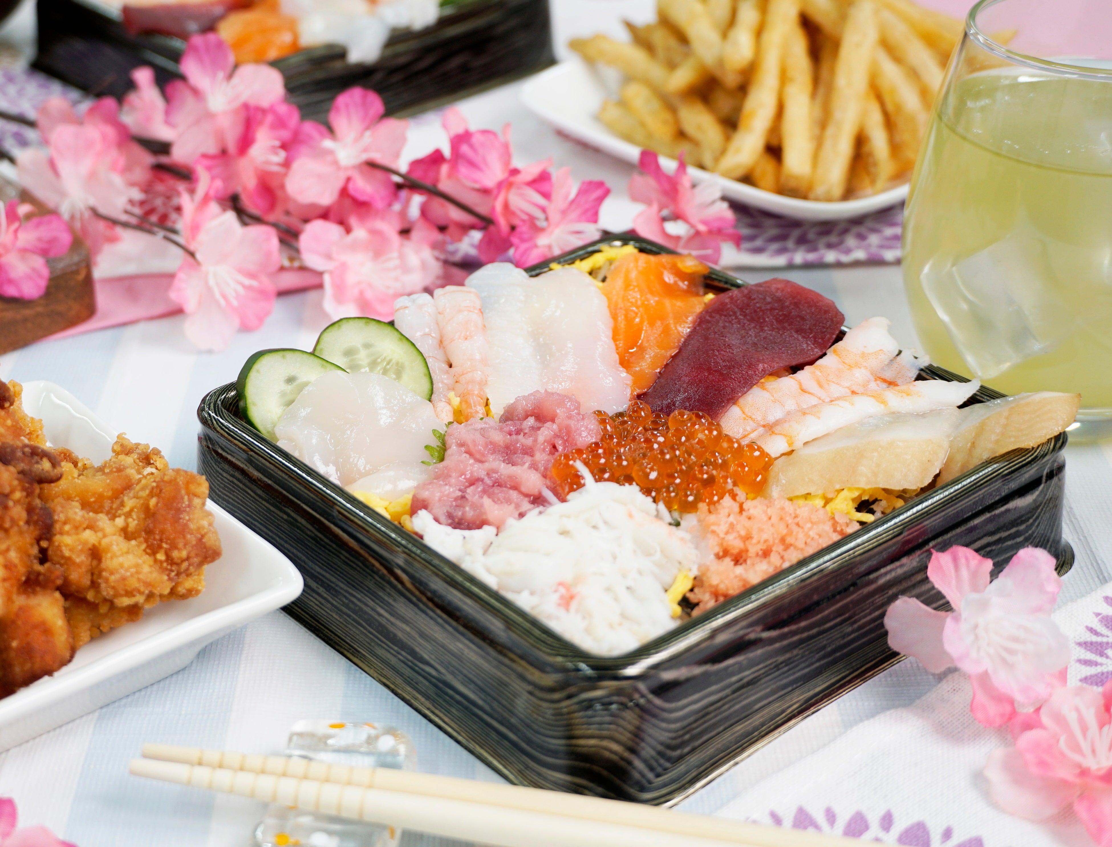 おいしさ満開！お持ち帰り限定！ひな祭もスシローぜ！華やかな「10種の