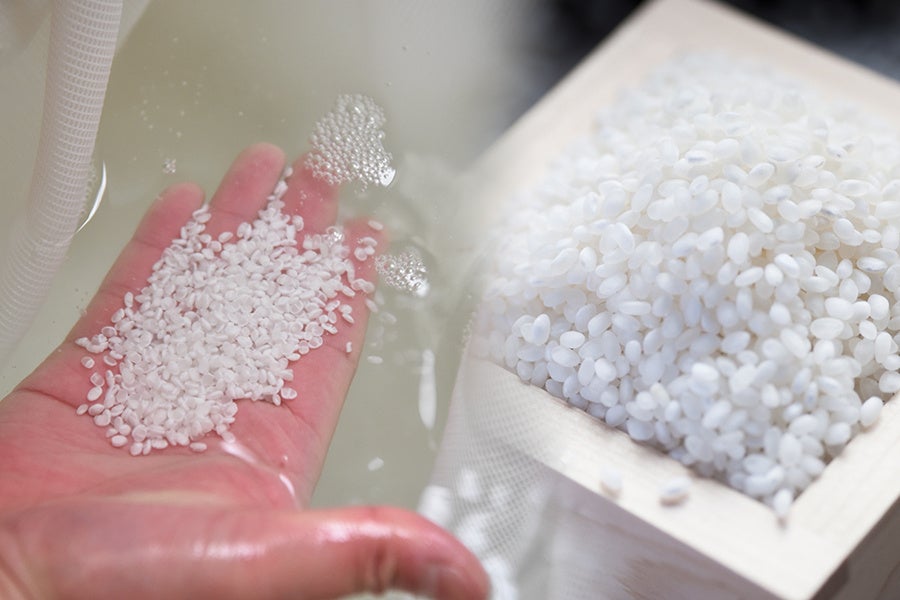 契約農家と育てた「山田錦」を使用