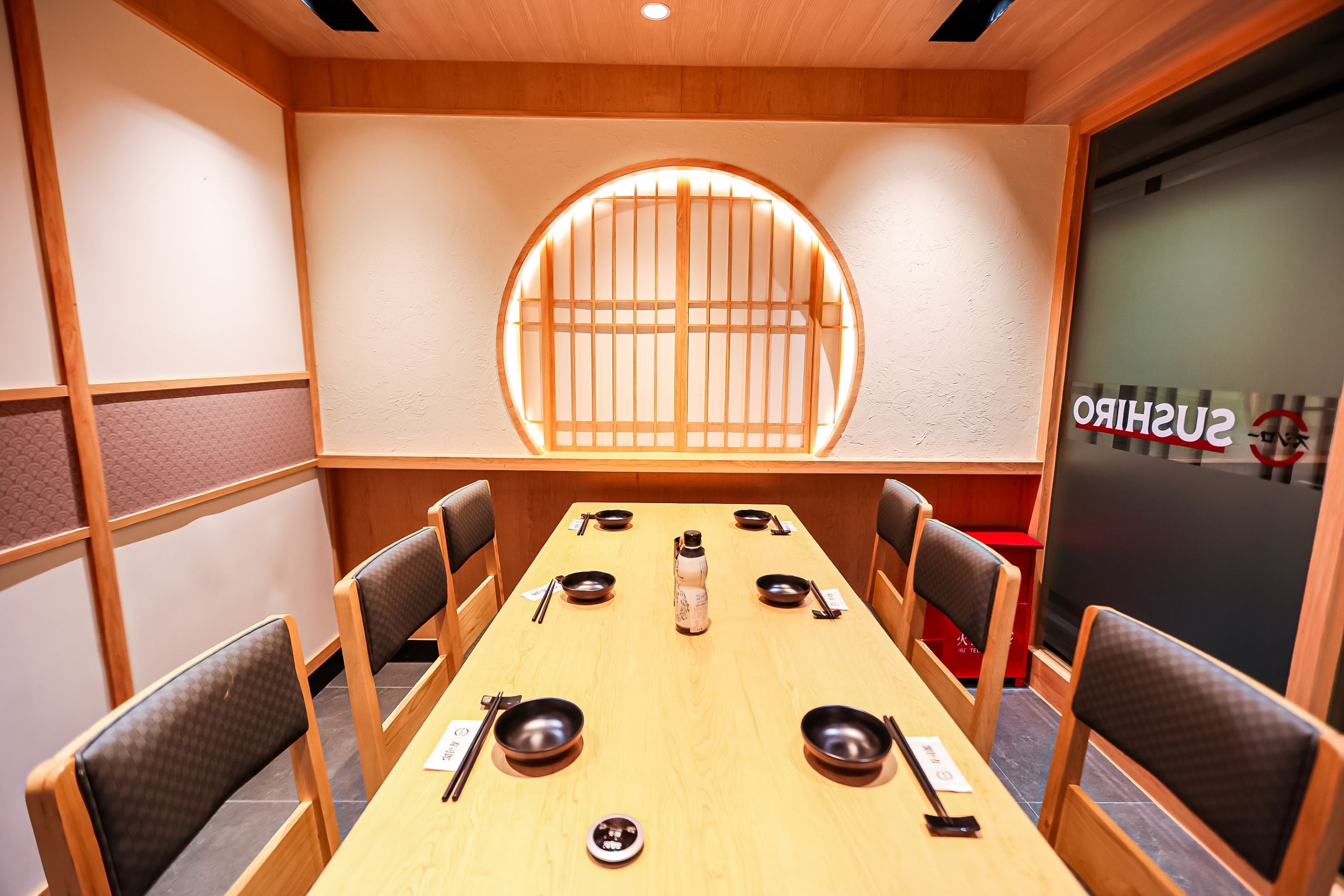 大人数での食事文化に合わせて個室を中国大陸で初導入