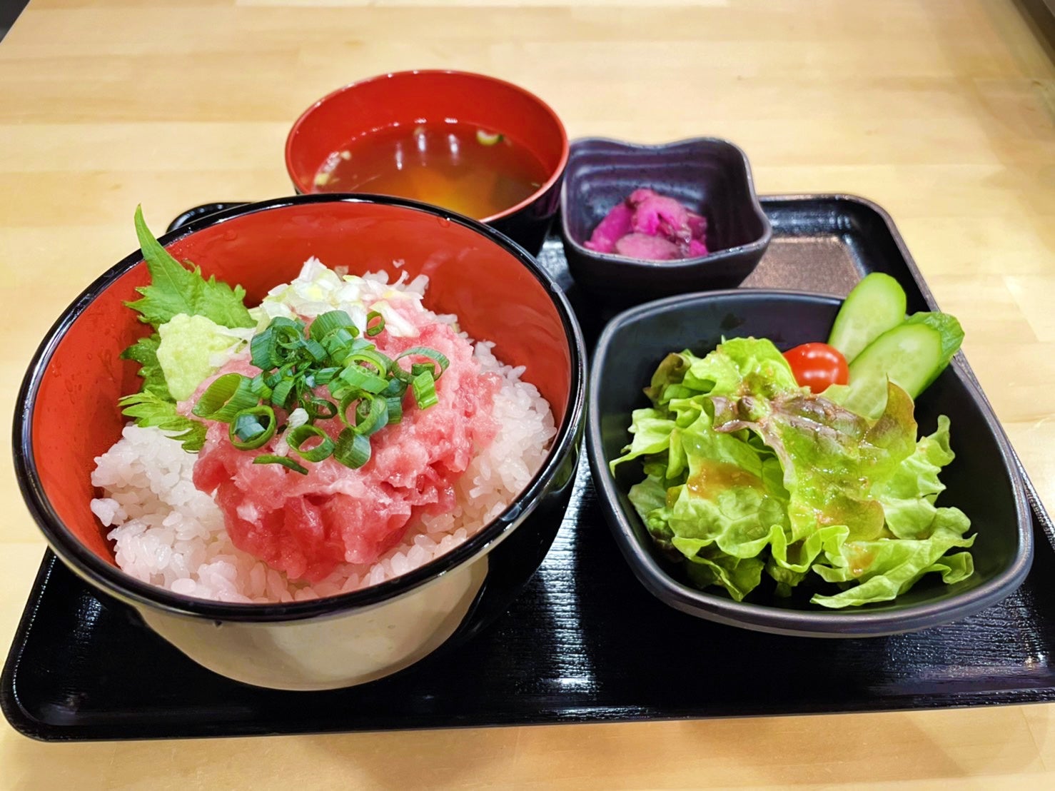 ネギトロ丼定食