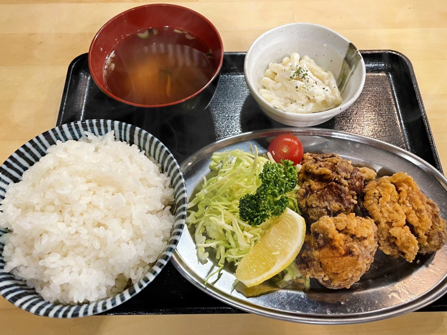 唐揚げ定食