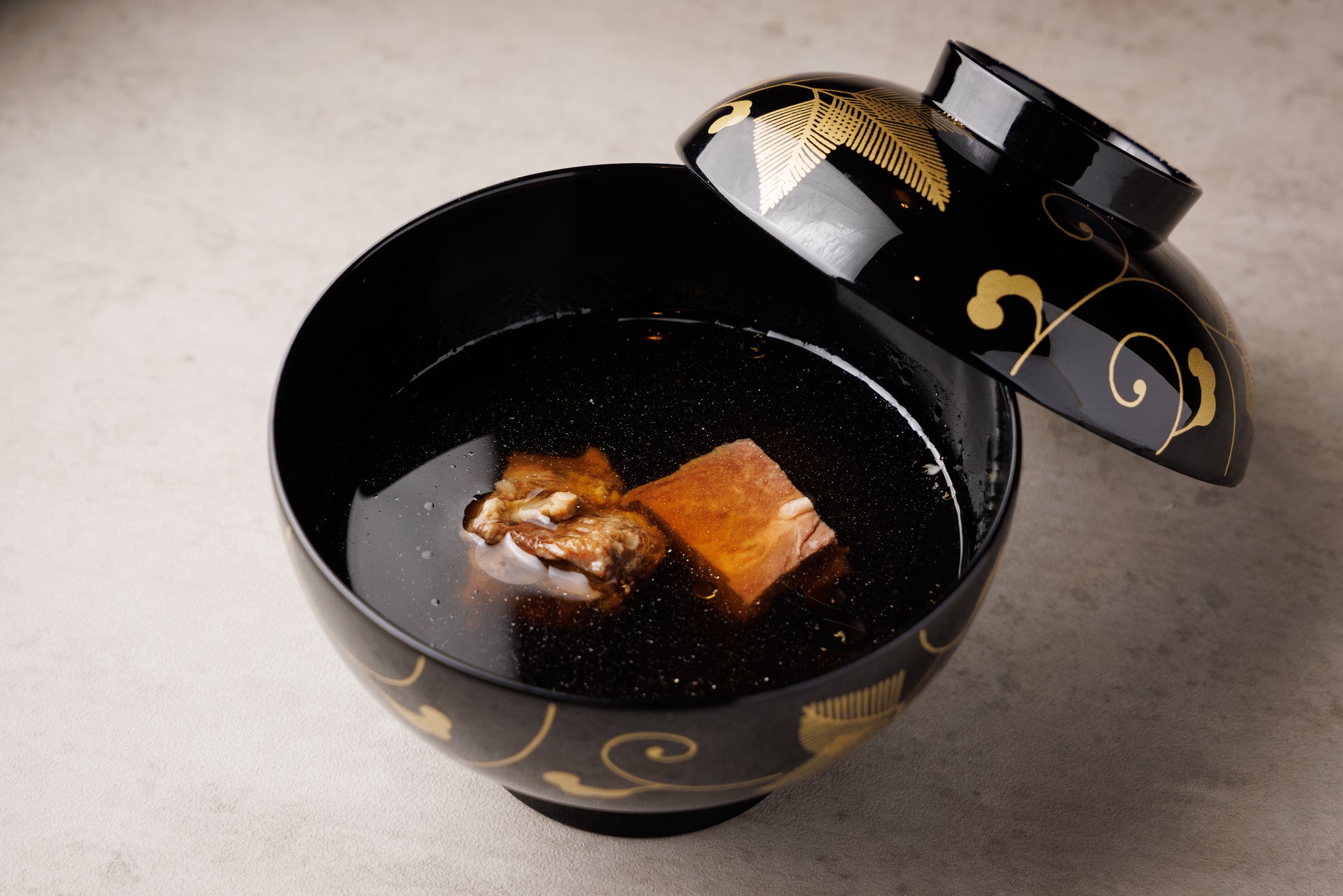 タン煮込みスープ