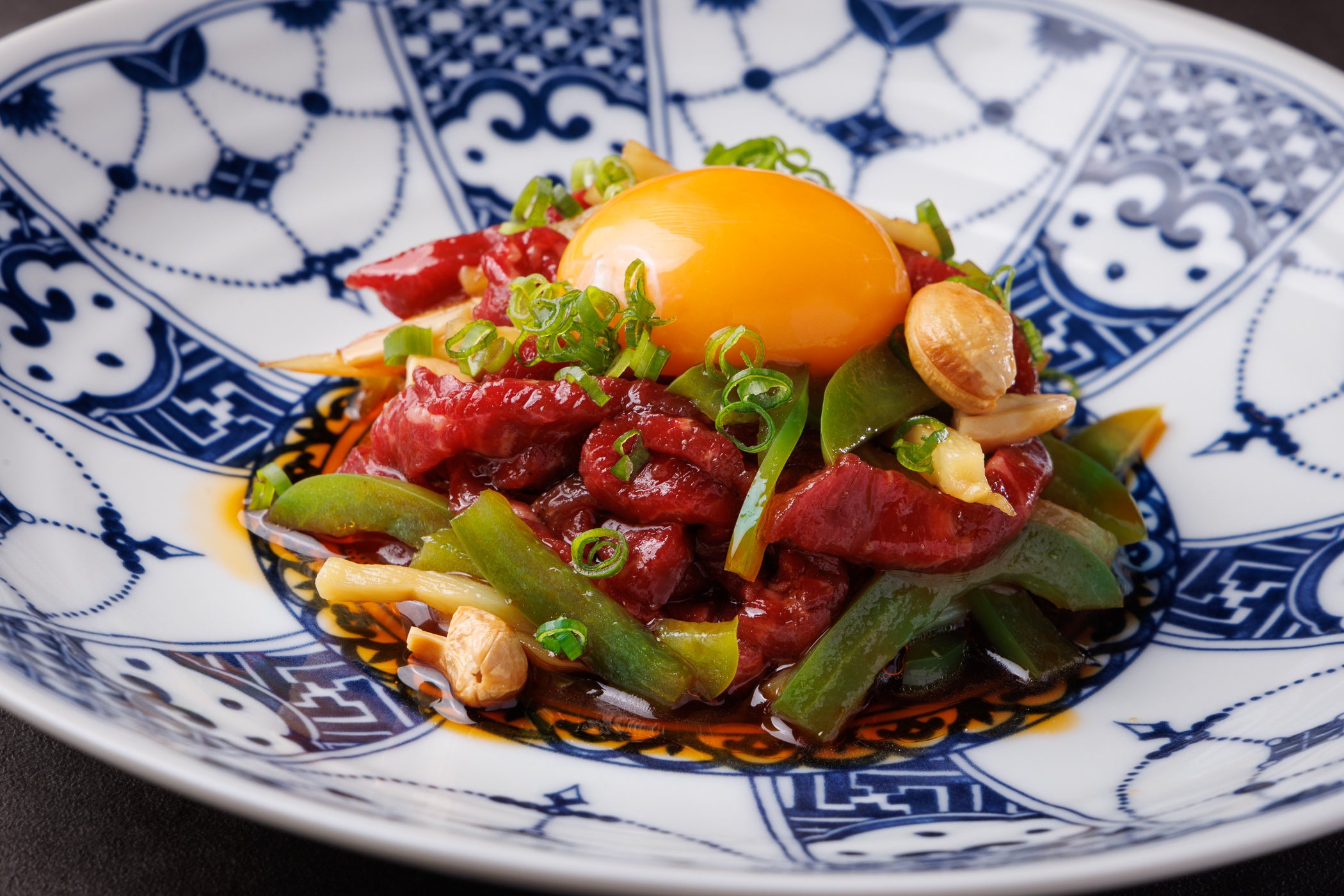 生チンジャオロース（ユッケ）