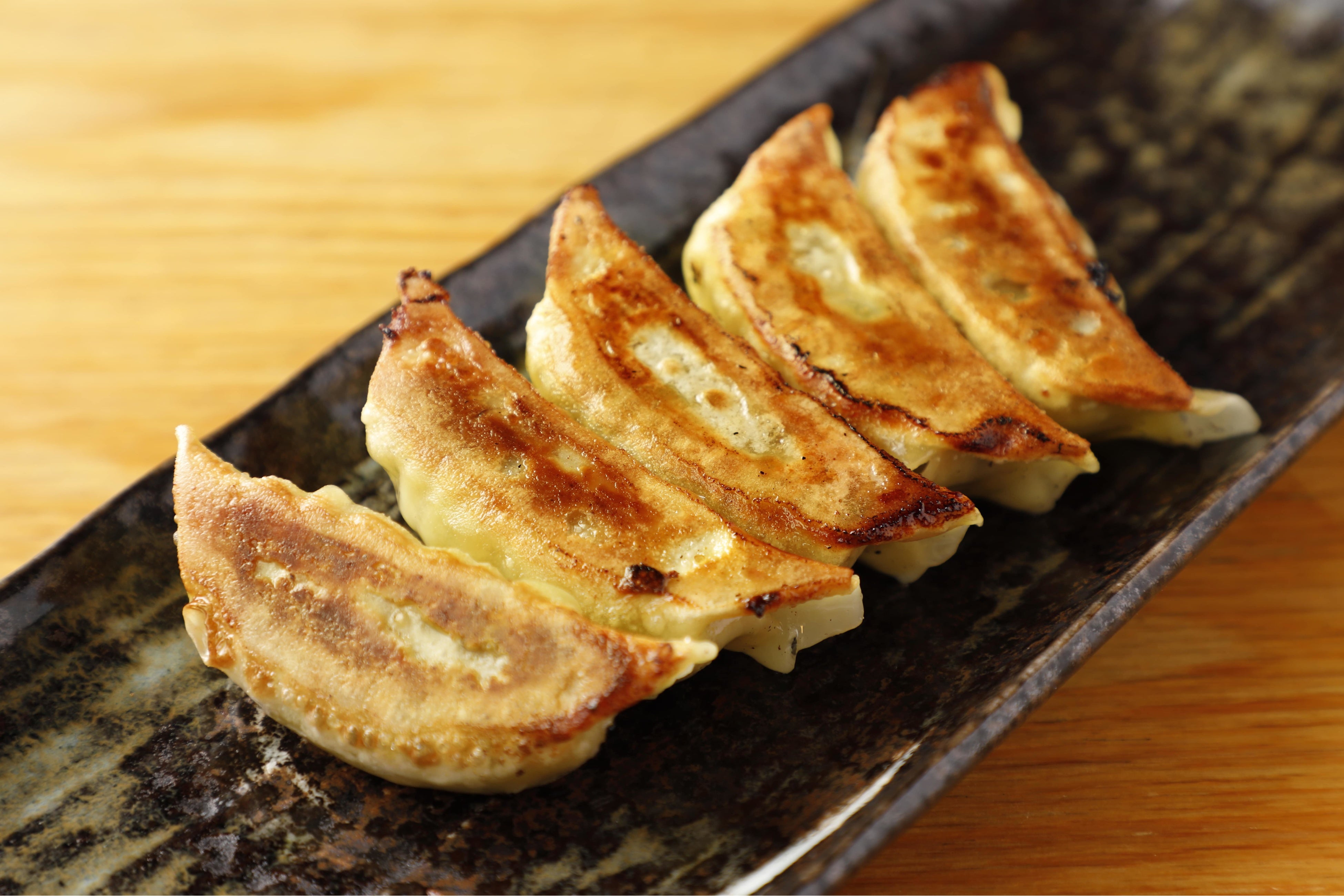 肉汁餃子(5個)  490円