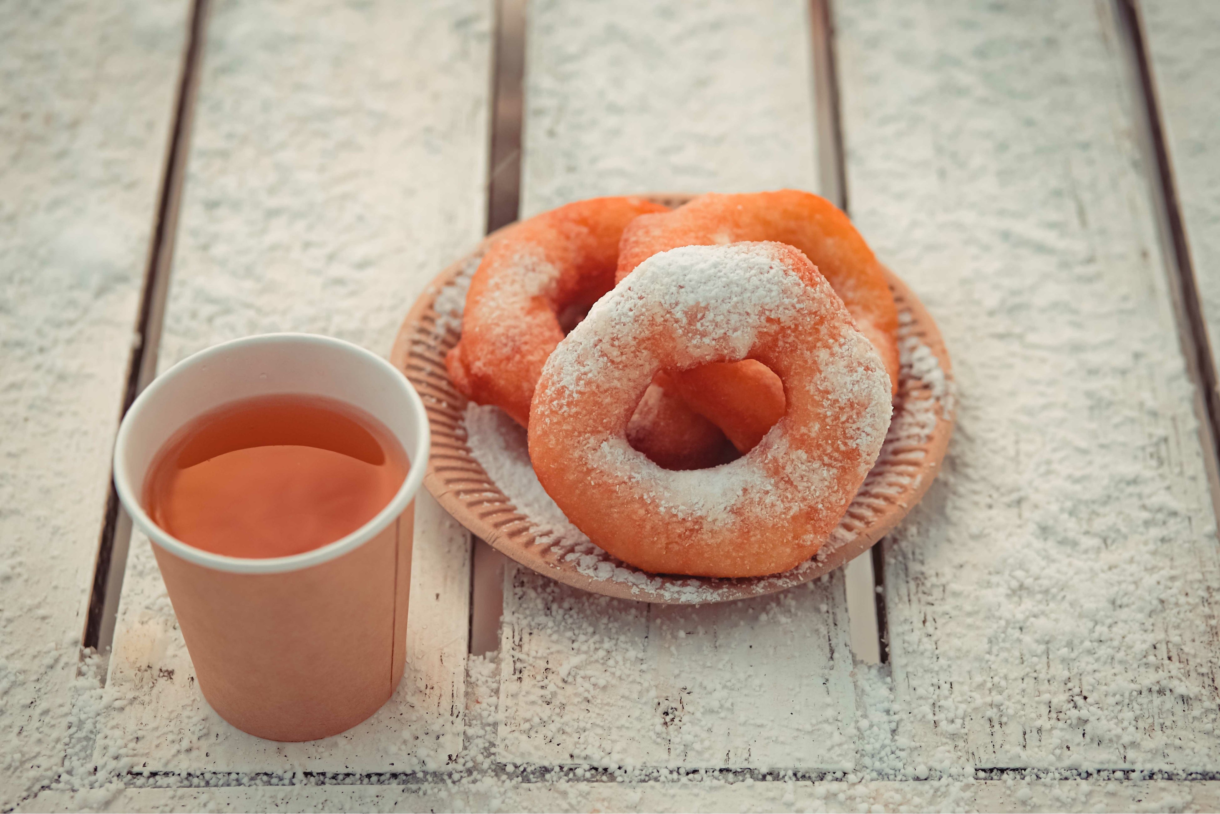 ドーナツ  Magnet House