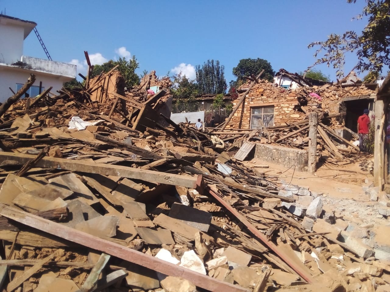 ネパールの丘陵地帯でM6.4の地震。家屋の倒壊や土砂崩れが多数発生している。（撮影：2023年11月5日 ジャジャルコット郡）