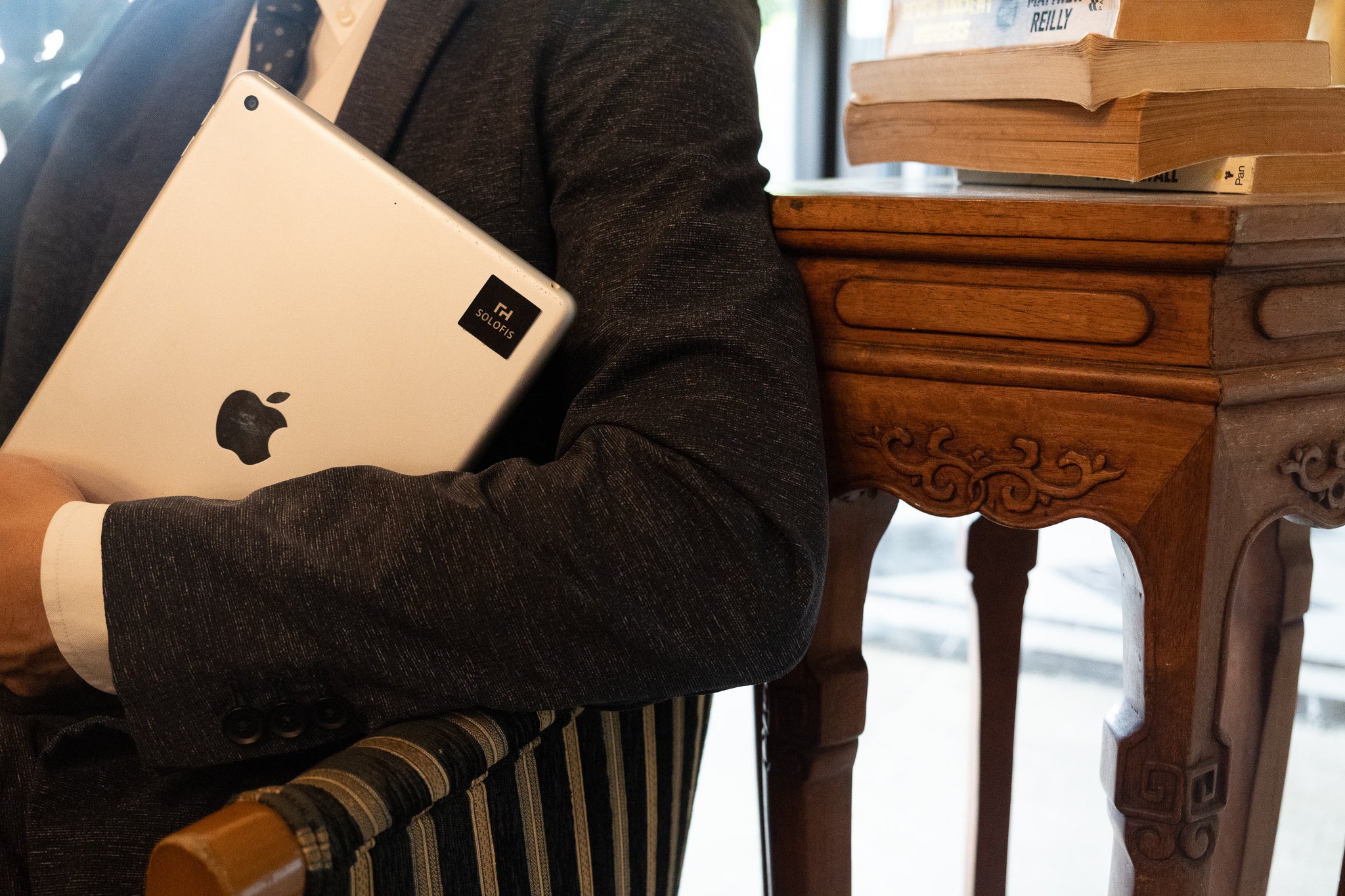 PCやタブレットには通常サイズ（3.3cm）を