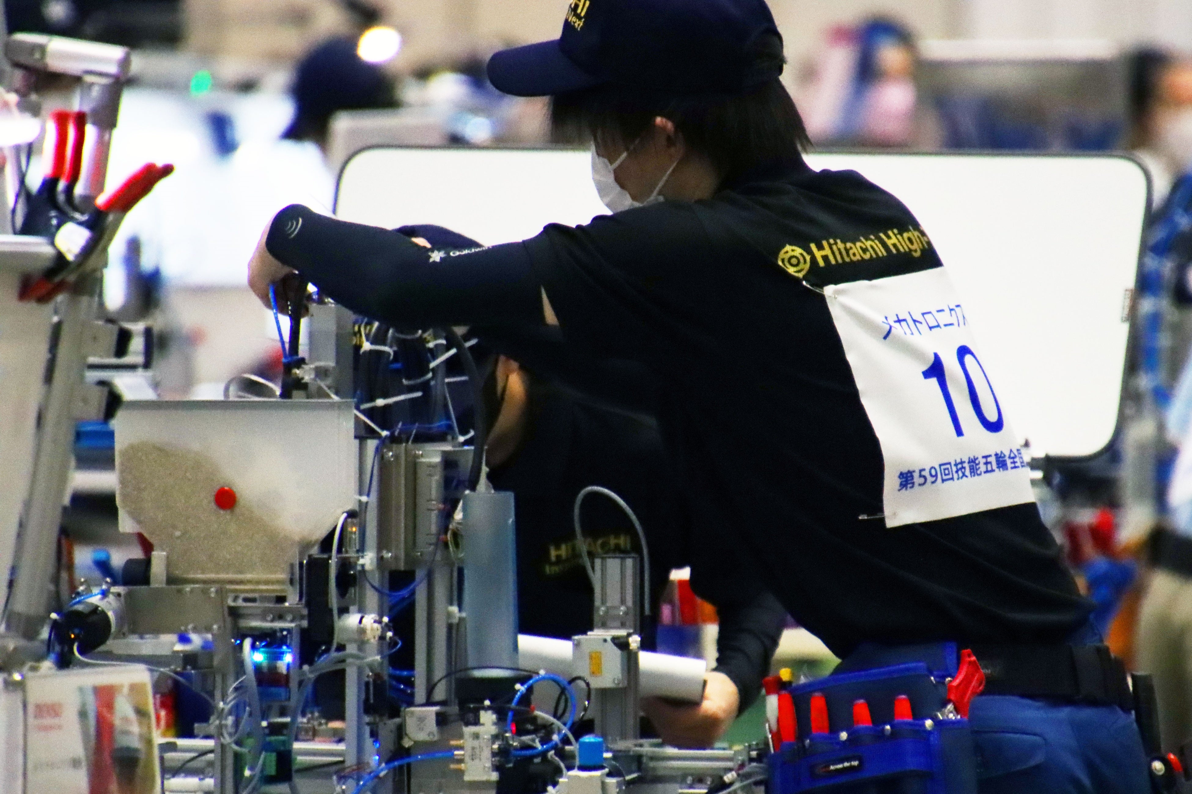 「メカトロニクス」職種の芦選手