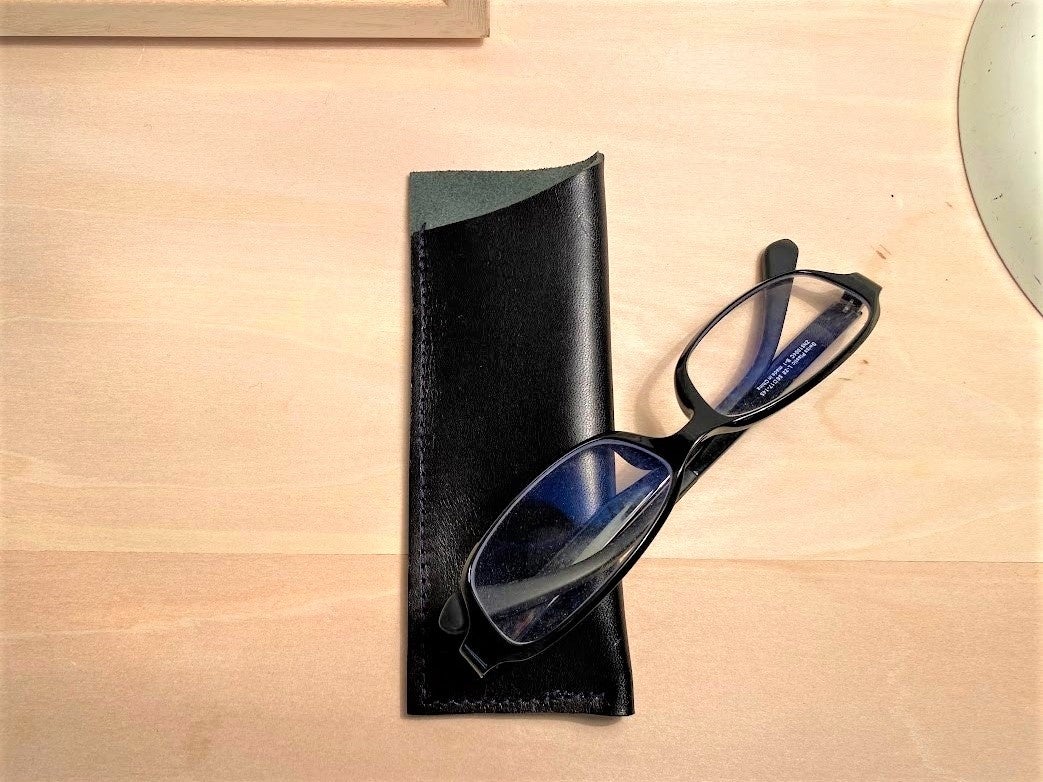 革雑貨（眼鏡ケース）