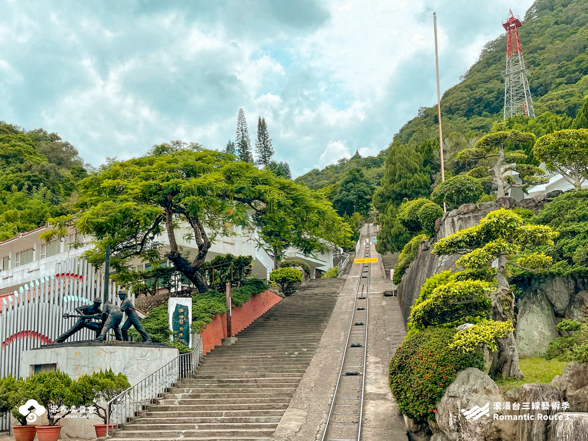 台湾中油（CPC）「出磺坑（チュファンコン）」全景図。キャプチャー ©️客家公共伝播基金会「瞰見客庄」©️ロマンチック台三線芸術祭