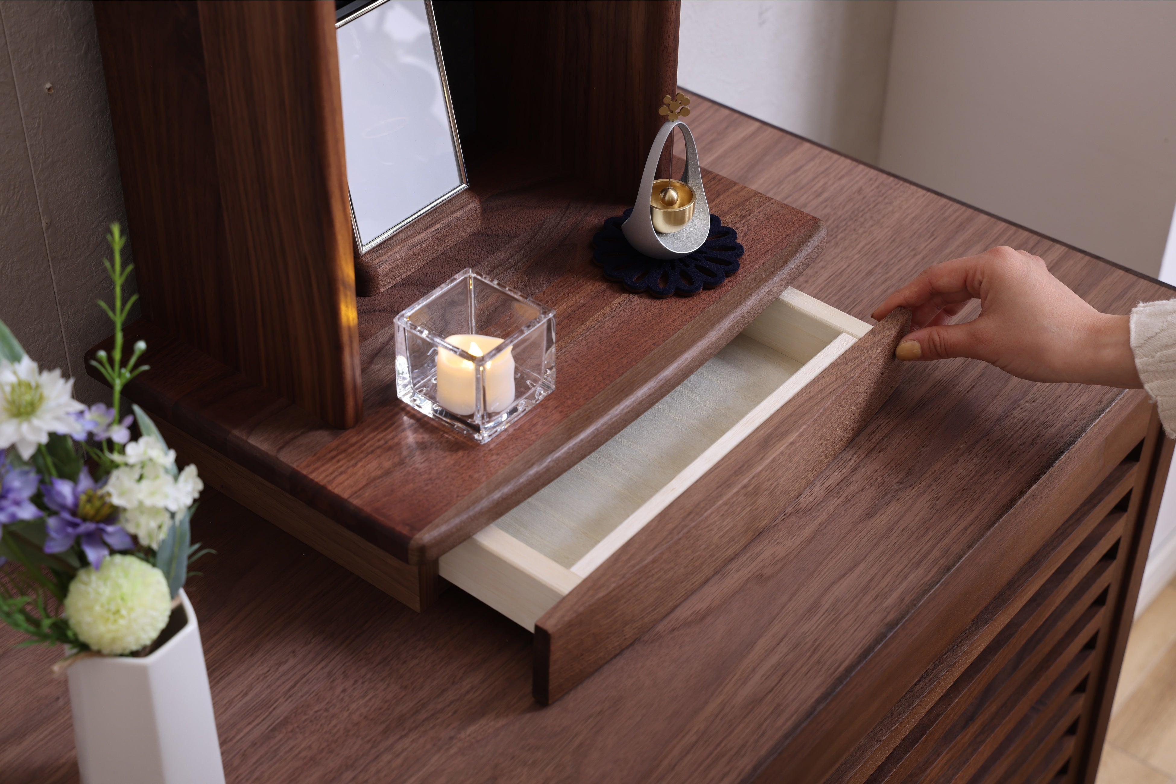 輸入家具　飾り台 花台 フラワースタンド おしゃれ タイル かわいい アイアンとタイルの