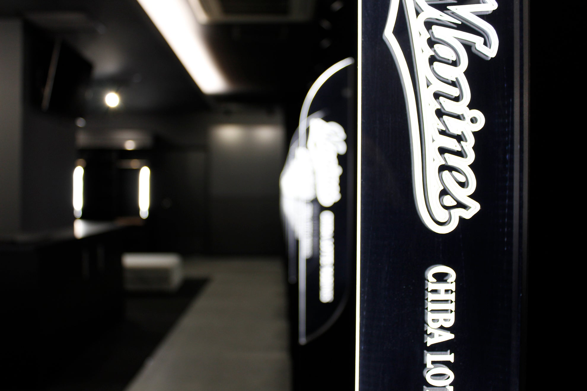 発光サインパネル