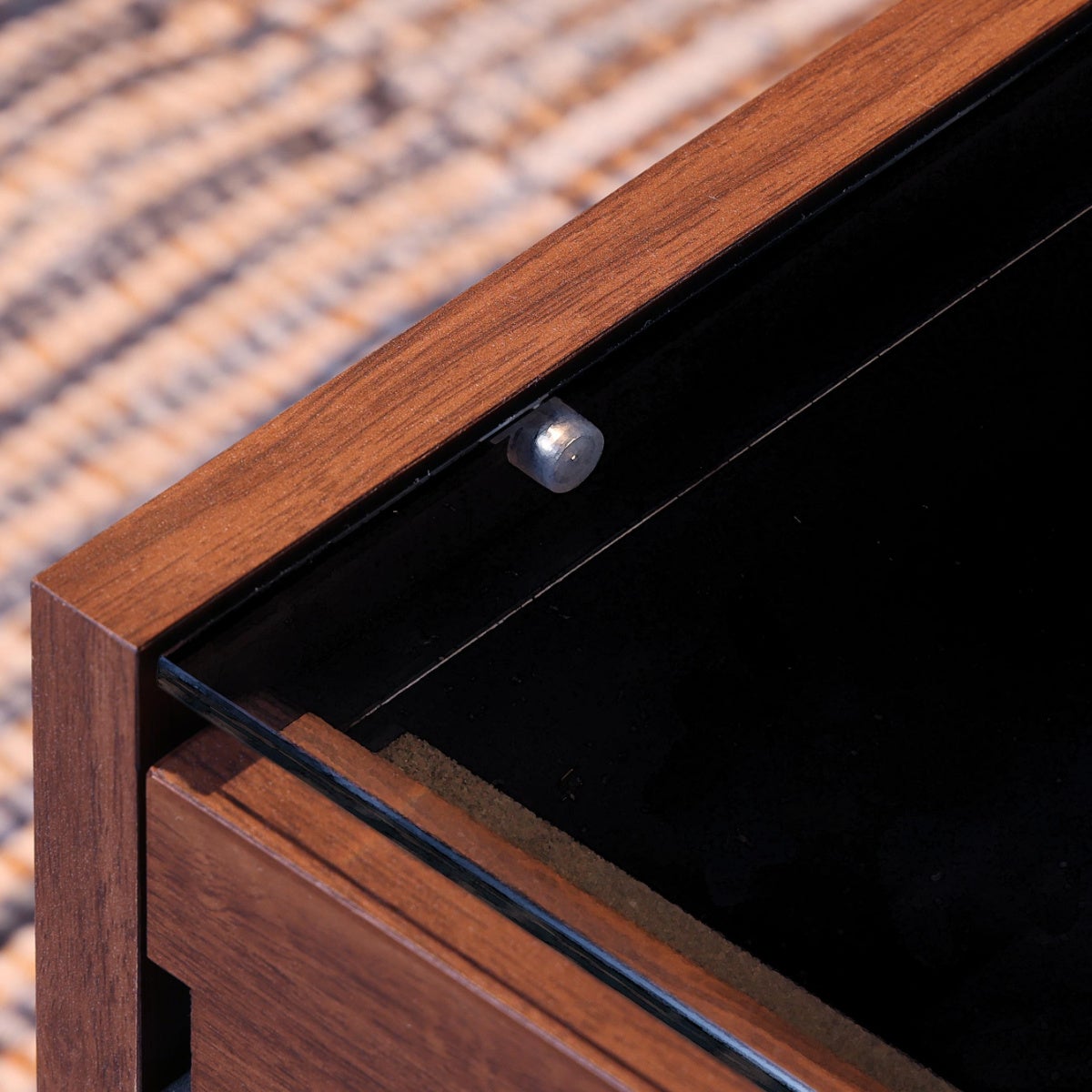 話題の釣り家具ブランドANGLIGHT〈アングライト〉よりお気に入りの道具