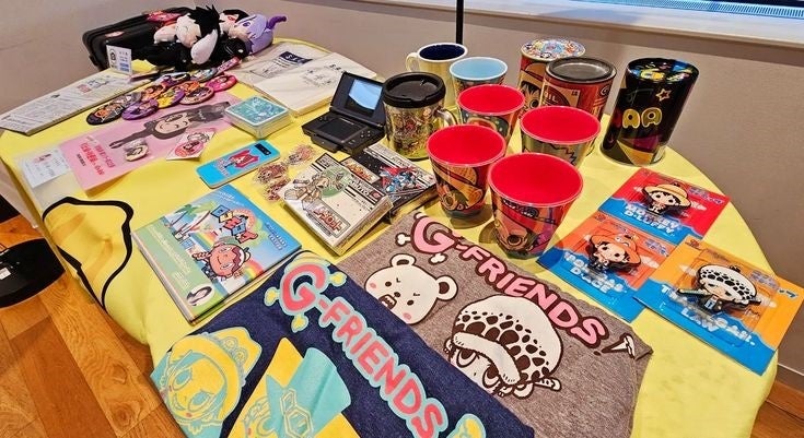 北沢氏がイラストを手掛けたグッズサンプルの展示コーナー