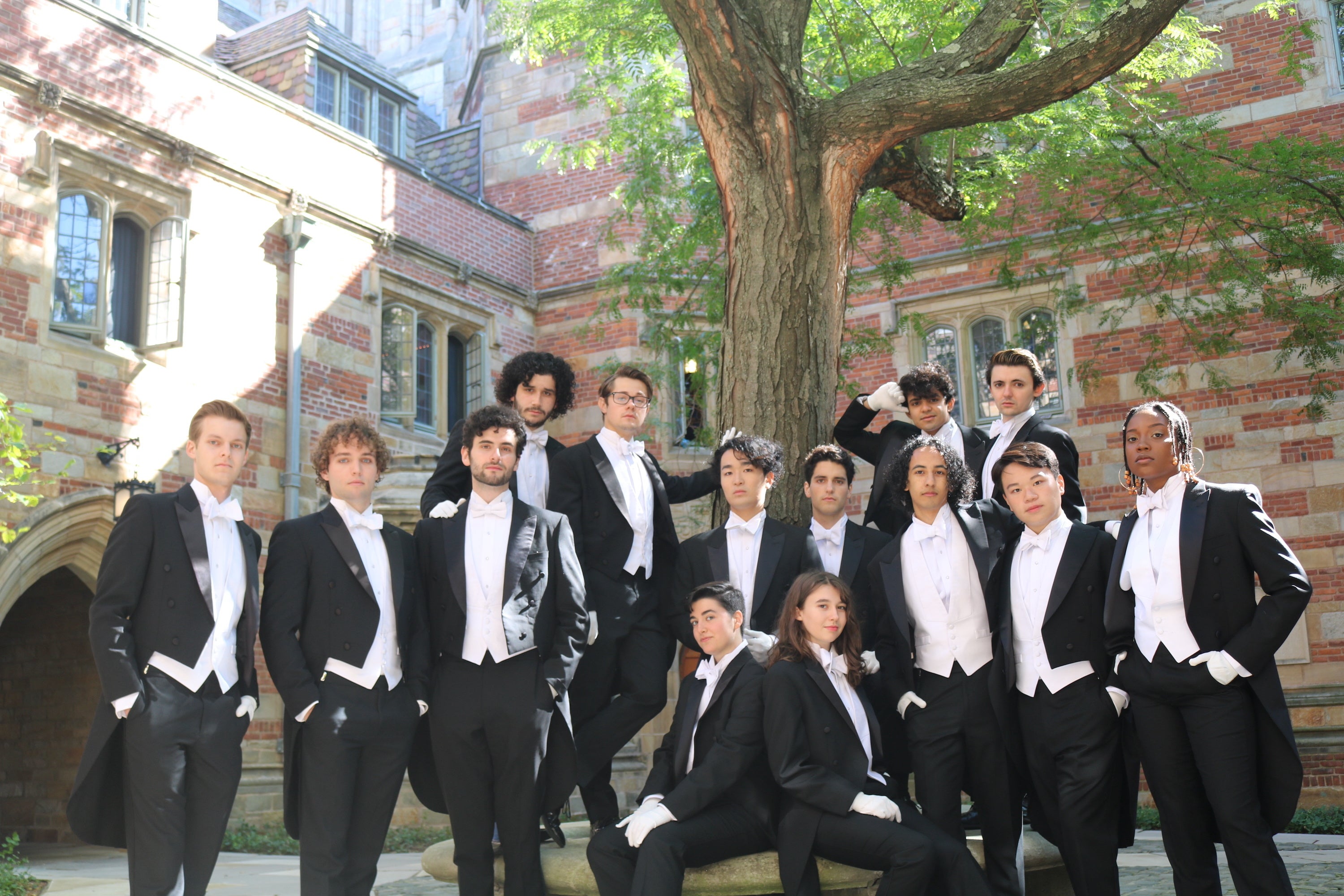 　The Yale Whiffenpoofs 2022のメンバー