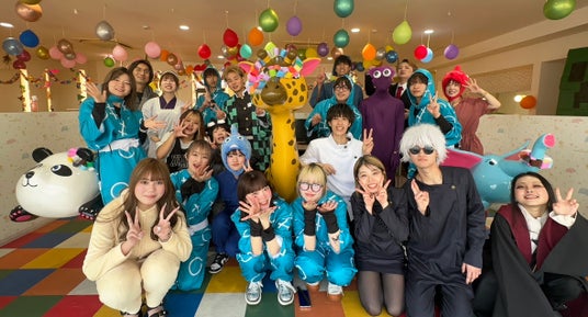 【親子で楽しめる夏休みイベント】美容室NYNYが1日限定でテーマパークにコスプレ美容師がお出迎え ゲームやバルーンショーも 【親子で楽しめる夏休みイベント】美容室NYNYが1日限定でテーマパークにコスプレ美容師がお出迎え ゲームやバルーンショーも