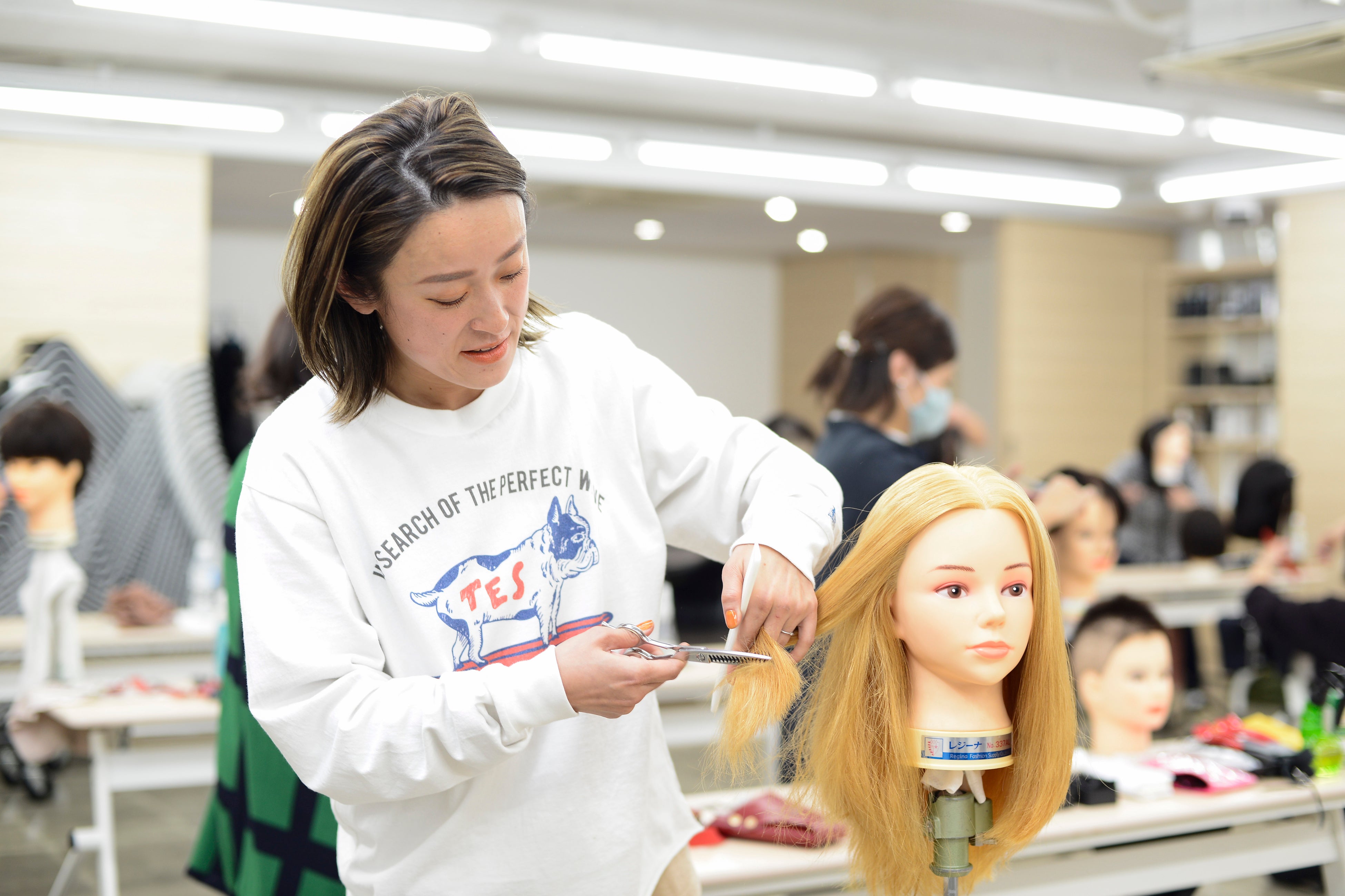 元・休眠美容師のチョキペタ社員