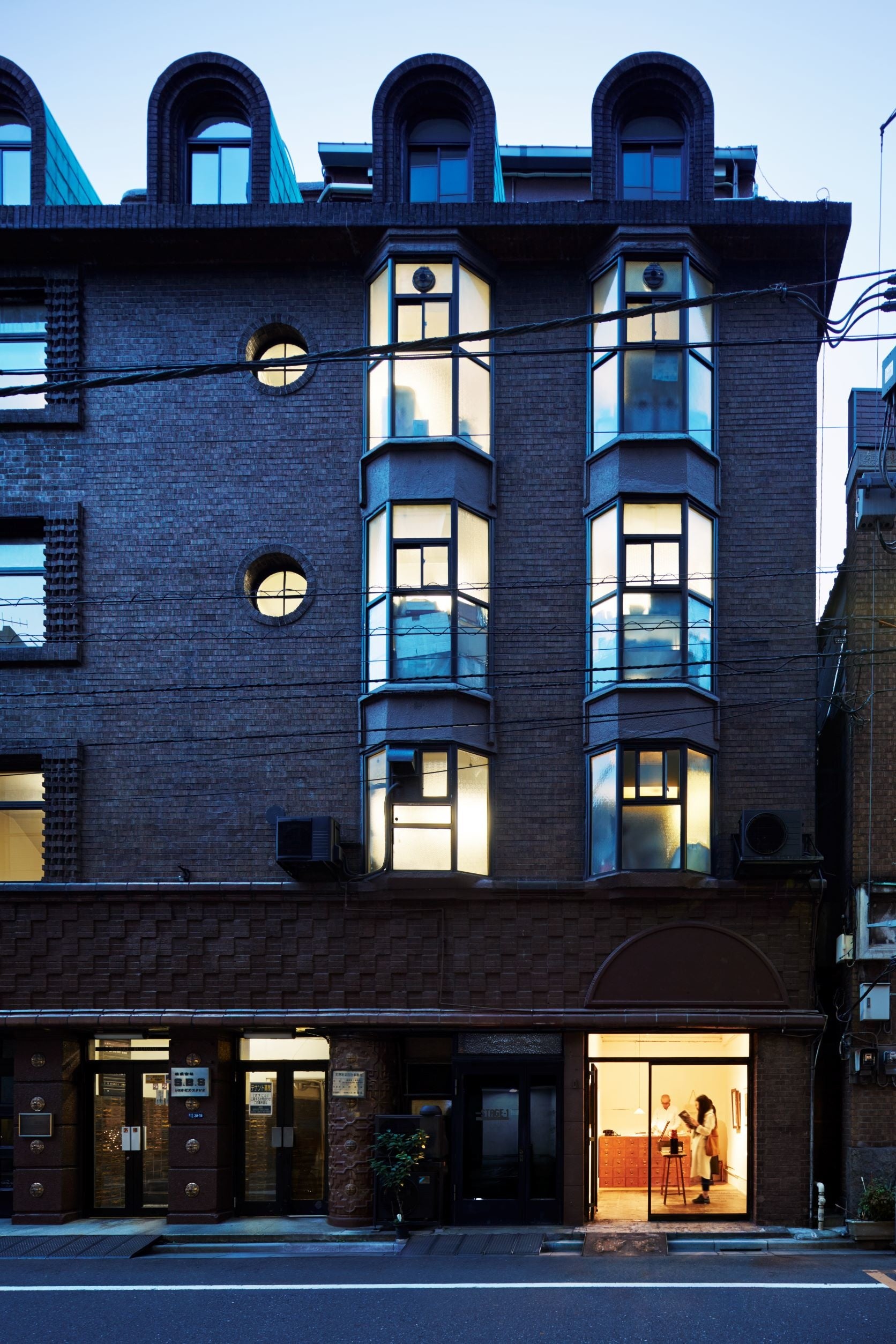 森岡書店銀座店