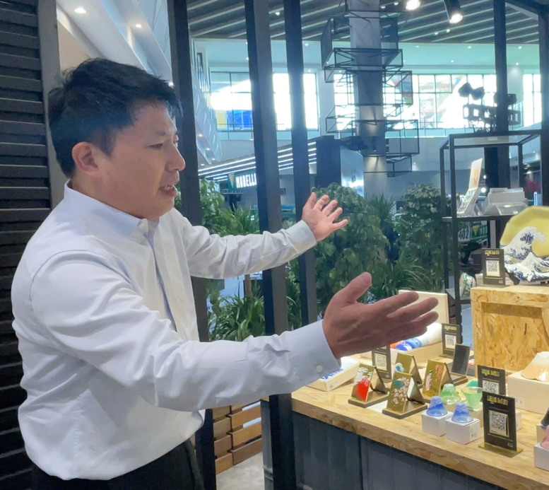 Buy TOKYOより：イオンモール ミエンチェイ　常設ショールームにて