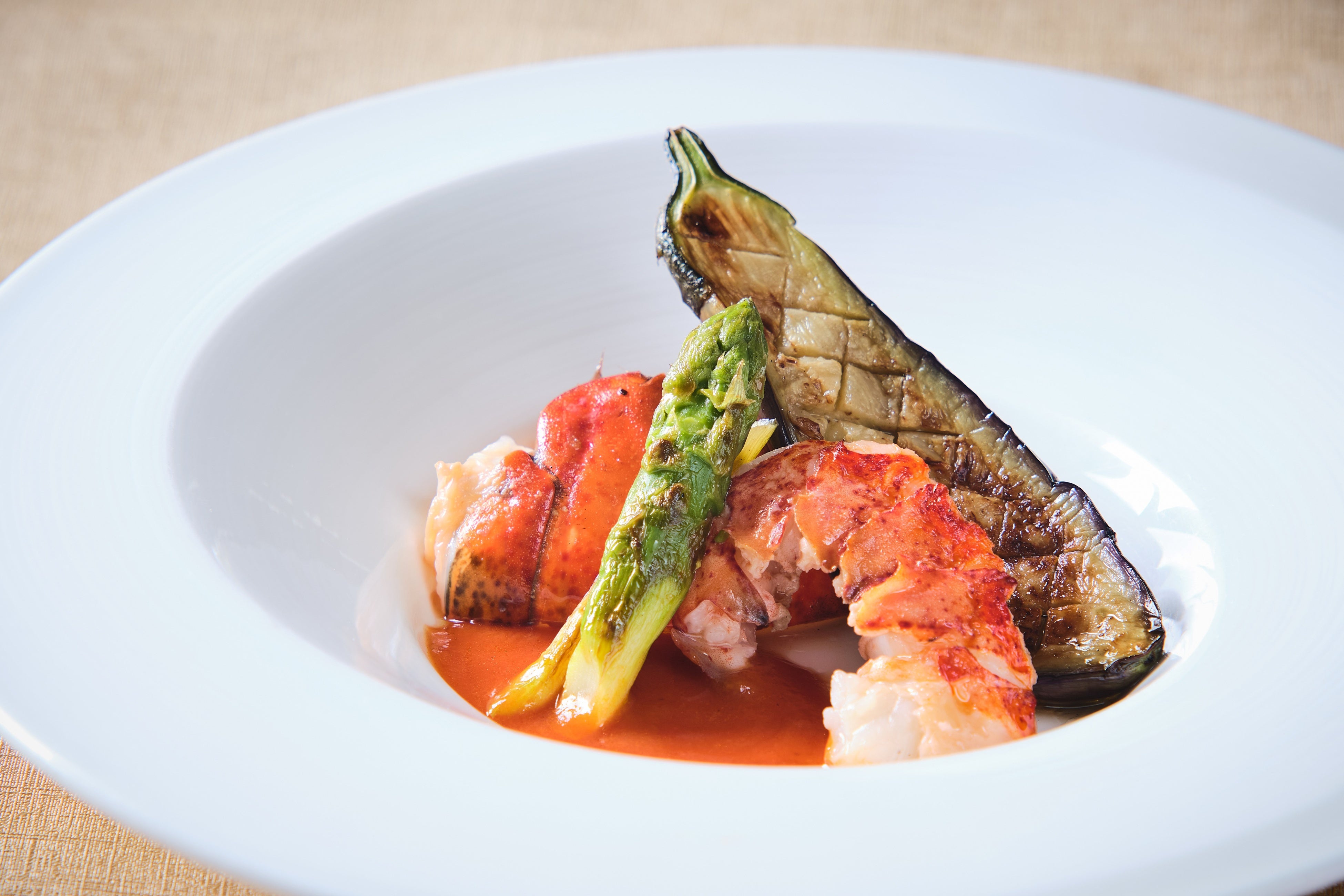 オマール海老のポワレ　アメリケーヌソース