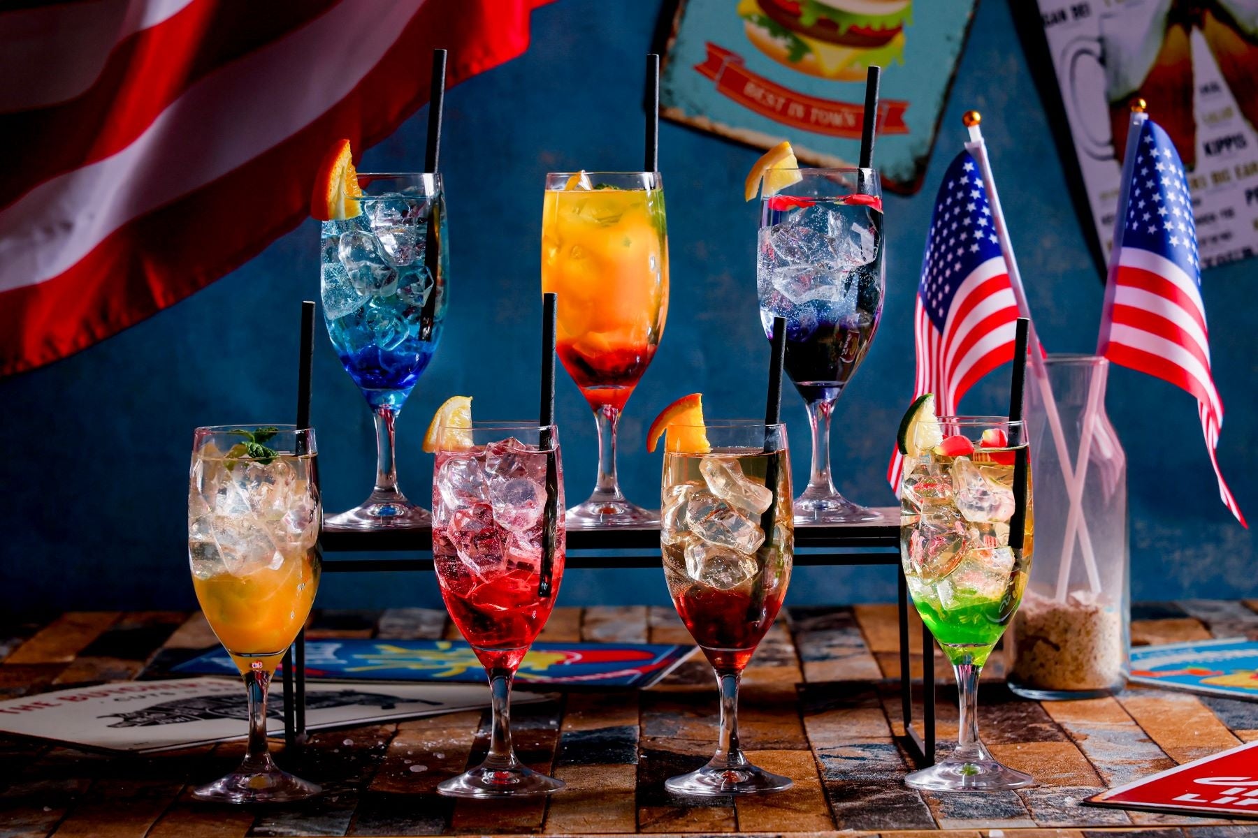 虹色カクテル　イメージ