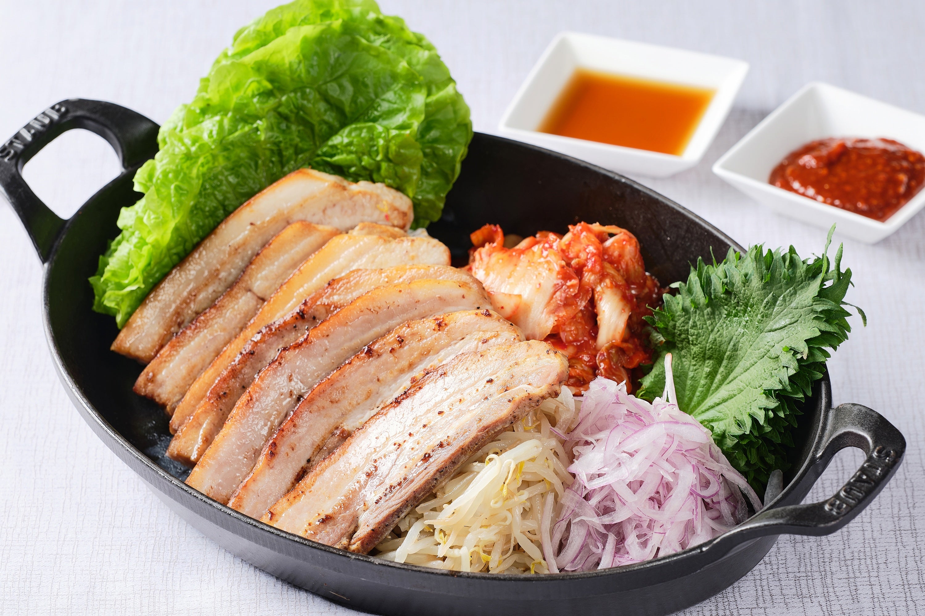 豚バラ肉とレッドオニオンのサムギョプサル