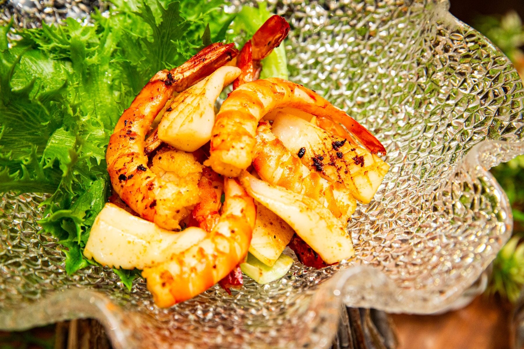 海老と松笠烏賊のスパイシーソテー