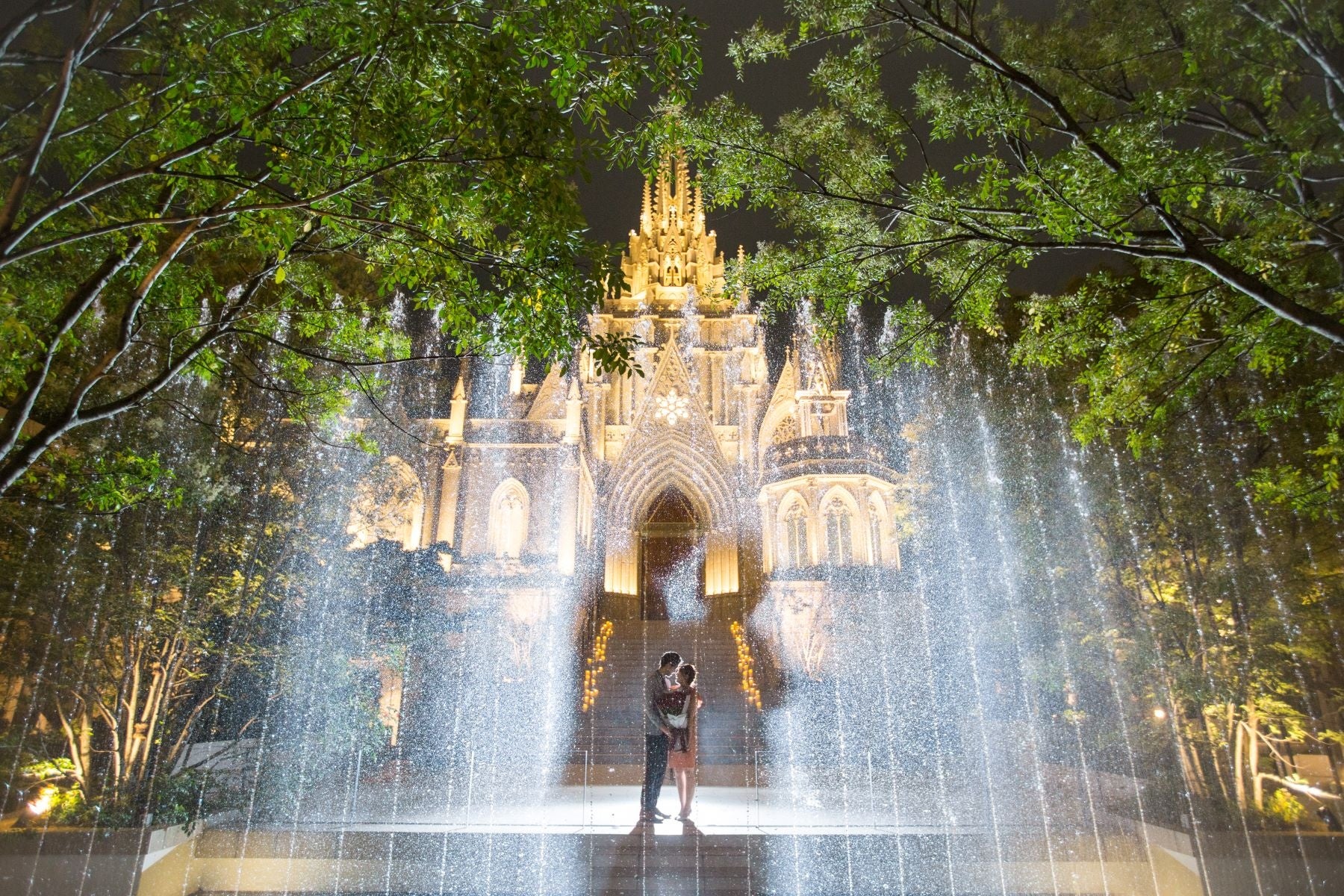 最高にロマンティックなプロポーズは、幸せ溢れる“恋人の聖地”で「忘れることのない」ラグジュアリーなプロポーズが叶う『クリスマスプロポーズプラン by STRINGS』5種類を販売開始