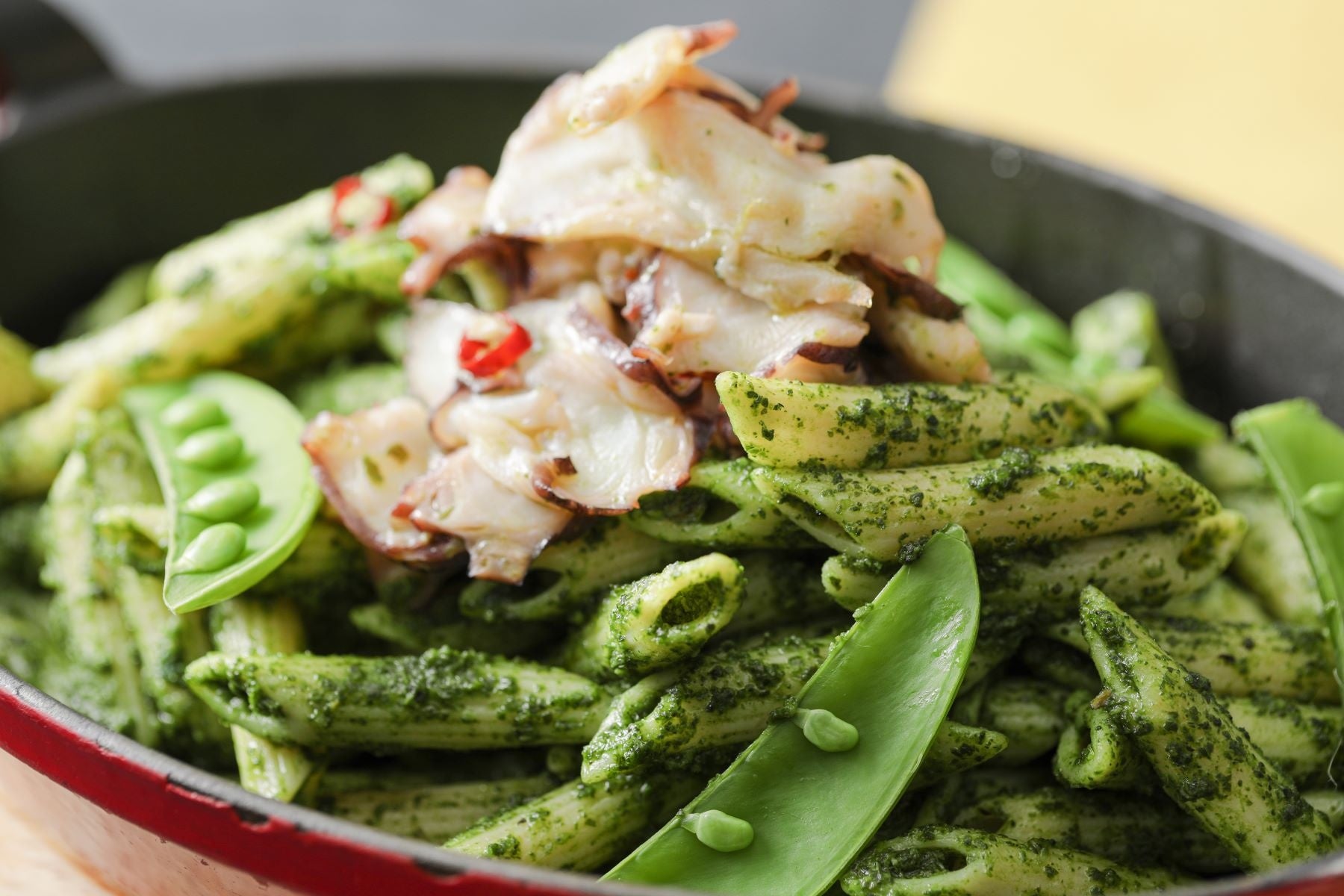 大葉とタコのジェノベーゼ（愛知県）