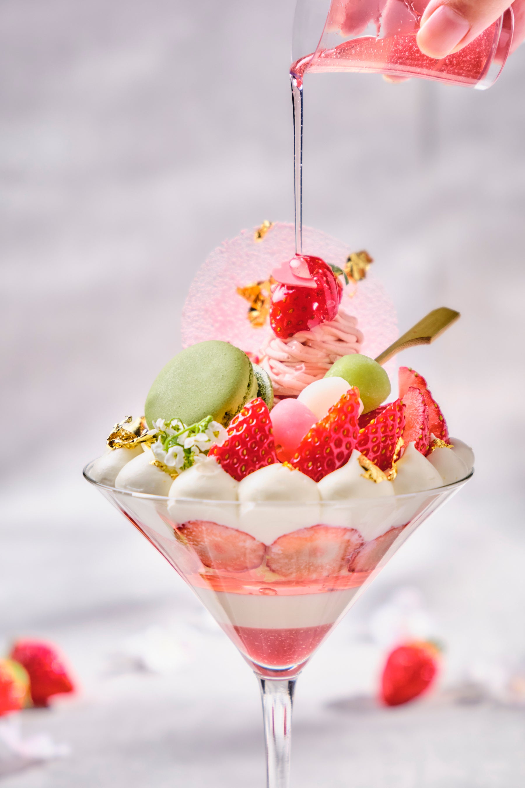 桜といちごのモンブランパフェwithハーゲンダッツ