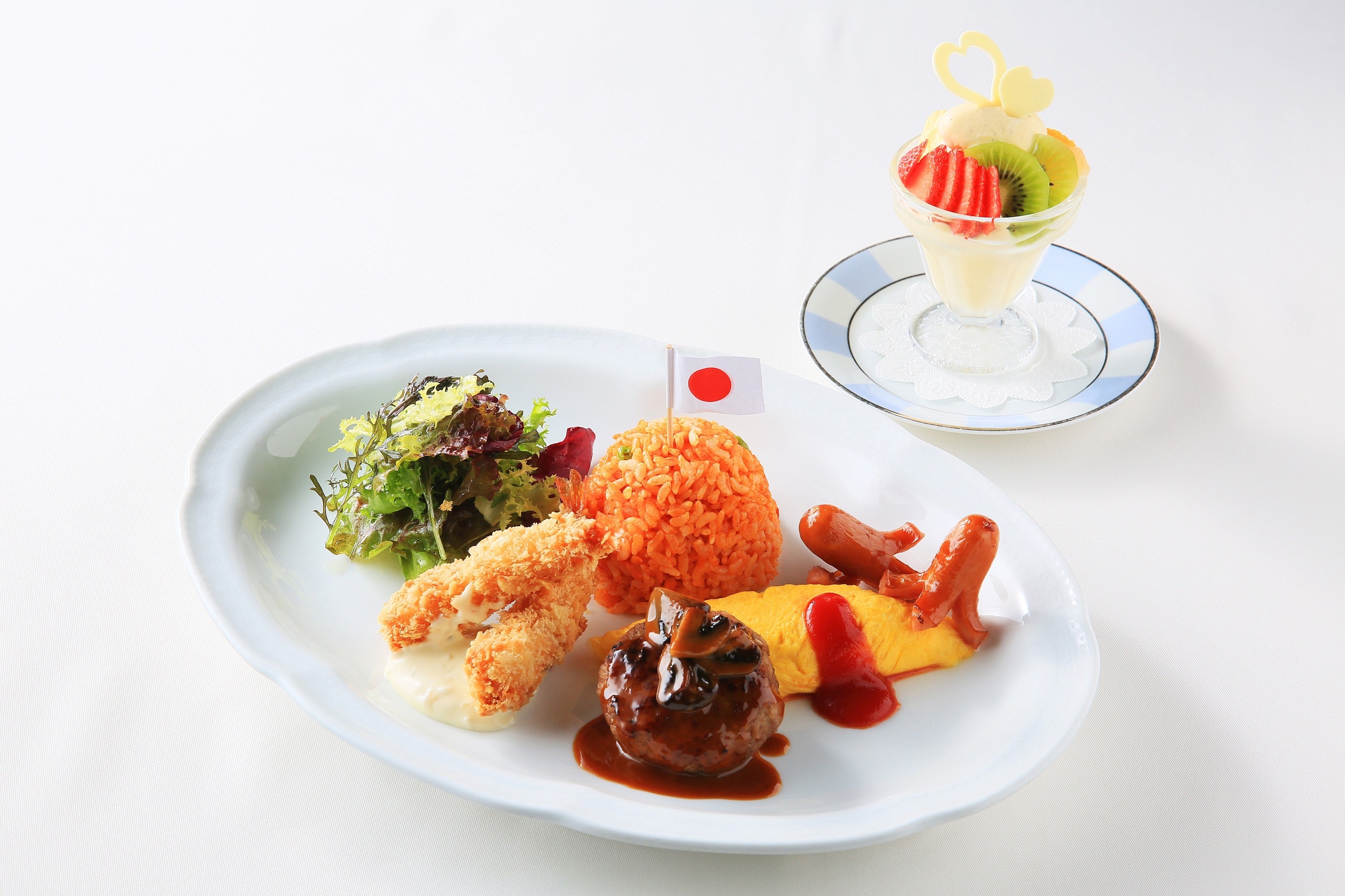 お子様メニュー（2,000円～）、花束などもご用意可能