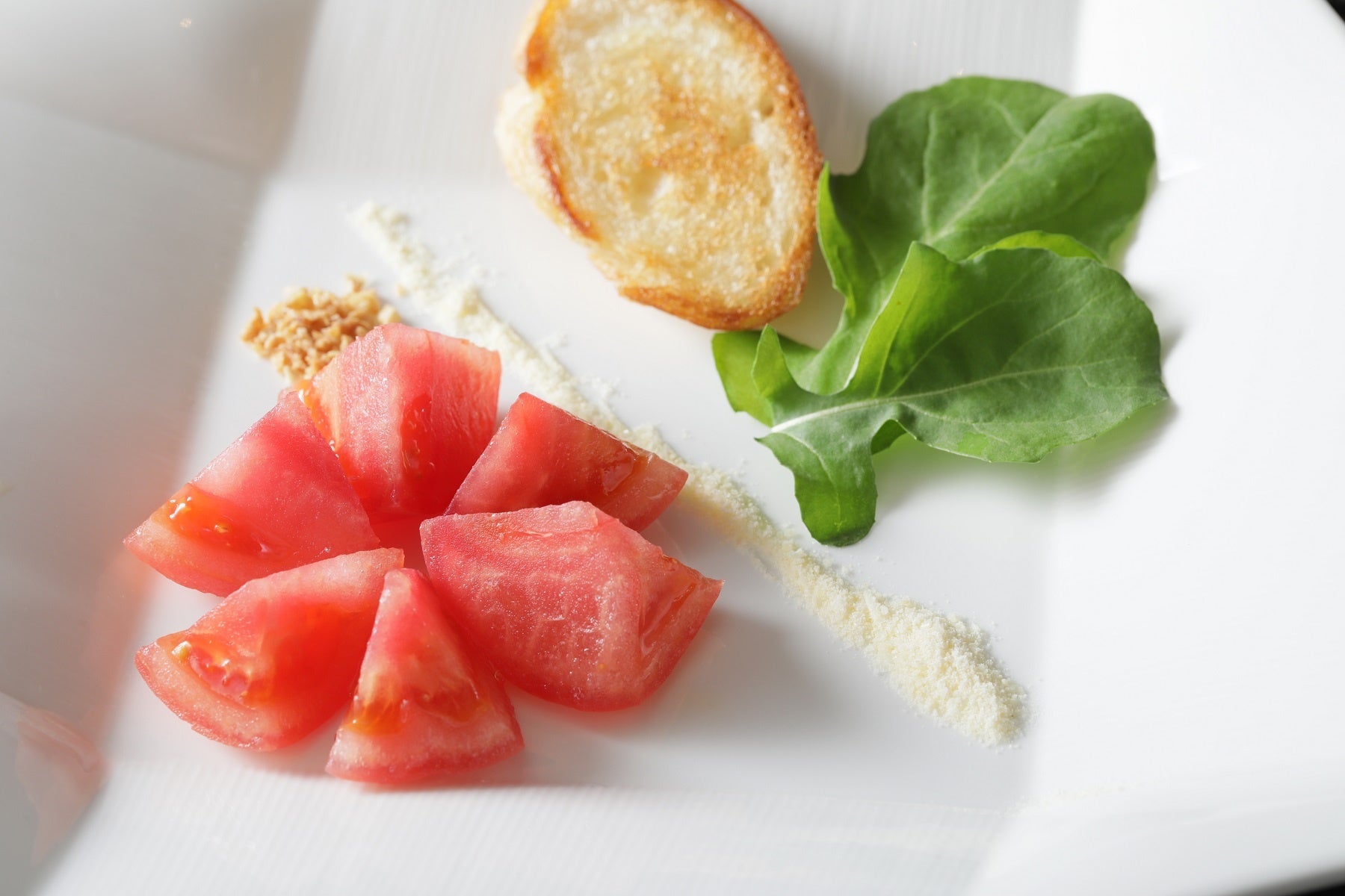 おもてなしの一品　長野県産　トマトのフランベ