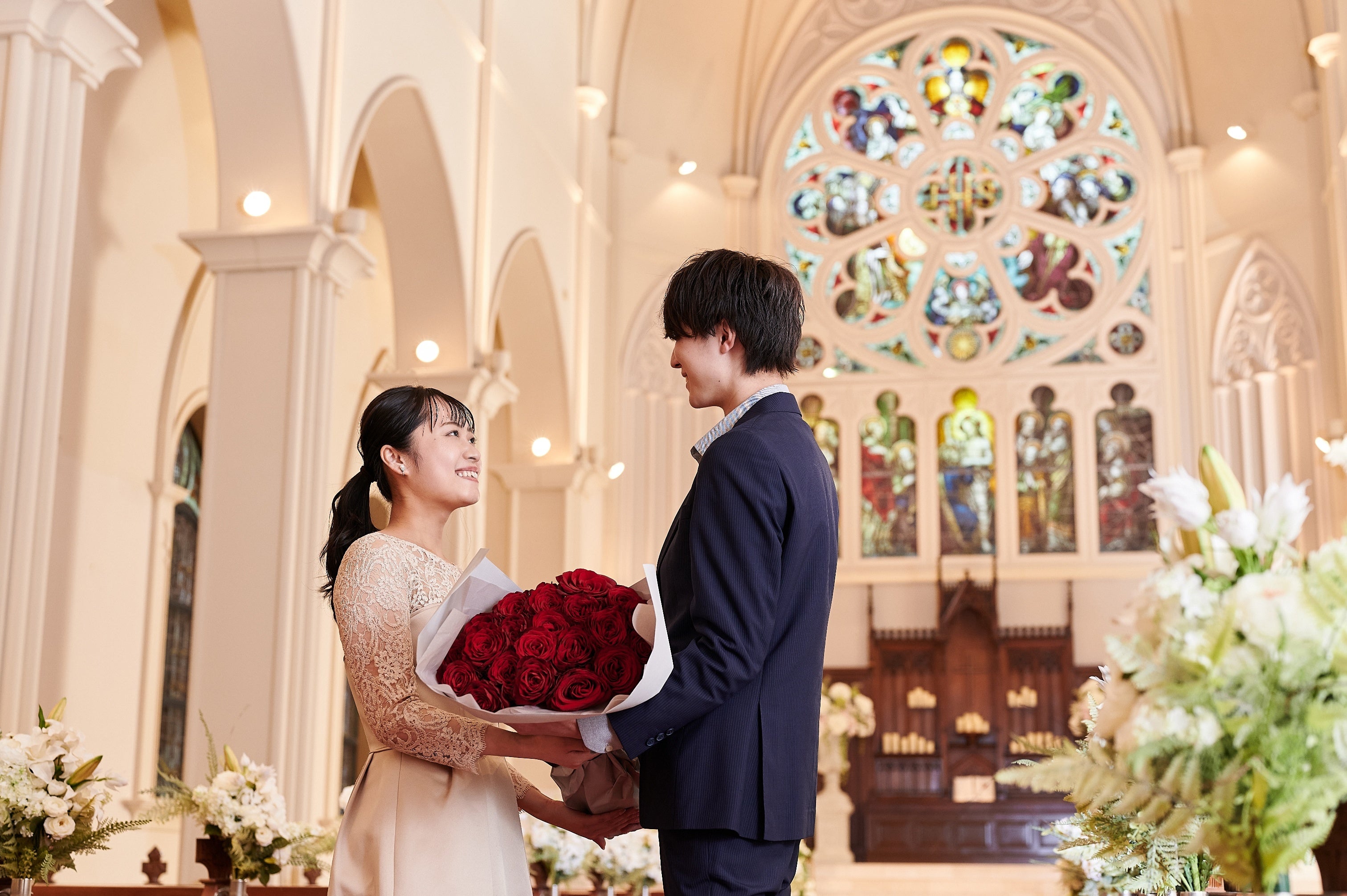 大聖堂でのプロポーズイメージ
