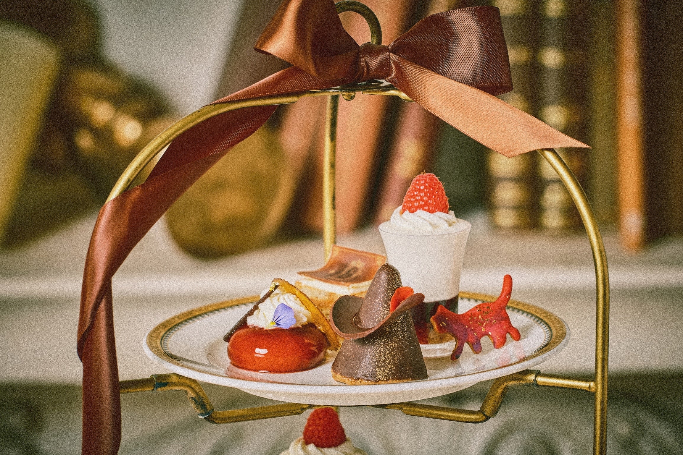 スイーツスタンド１・２段目