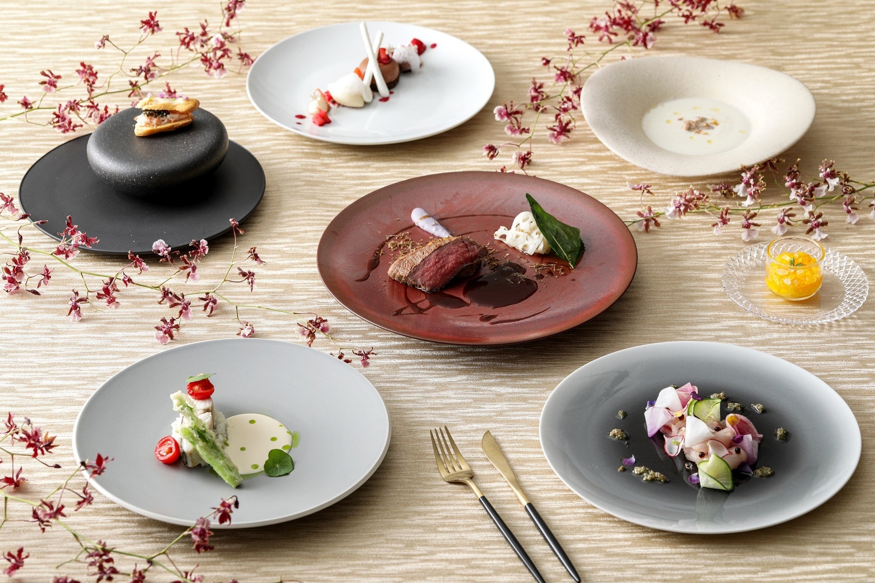 『シーズナル アーティスティックフレンチ～Winter Collection～』イメージ