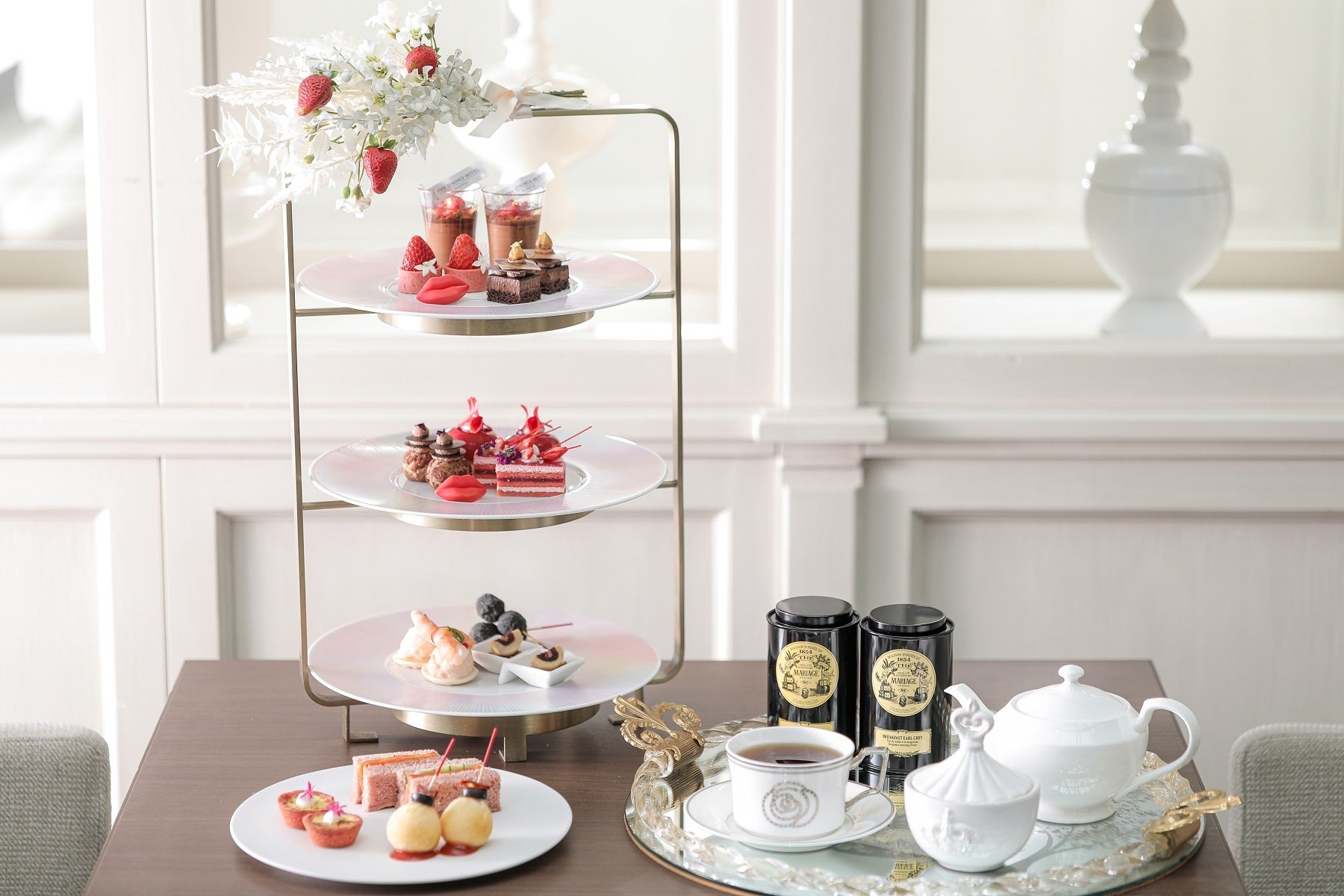 「グラマシーアフタヌーンティー～ストロベリーチョコレートKiss～」イメージ