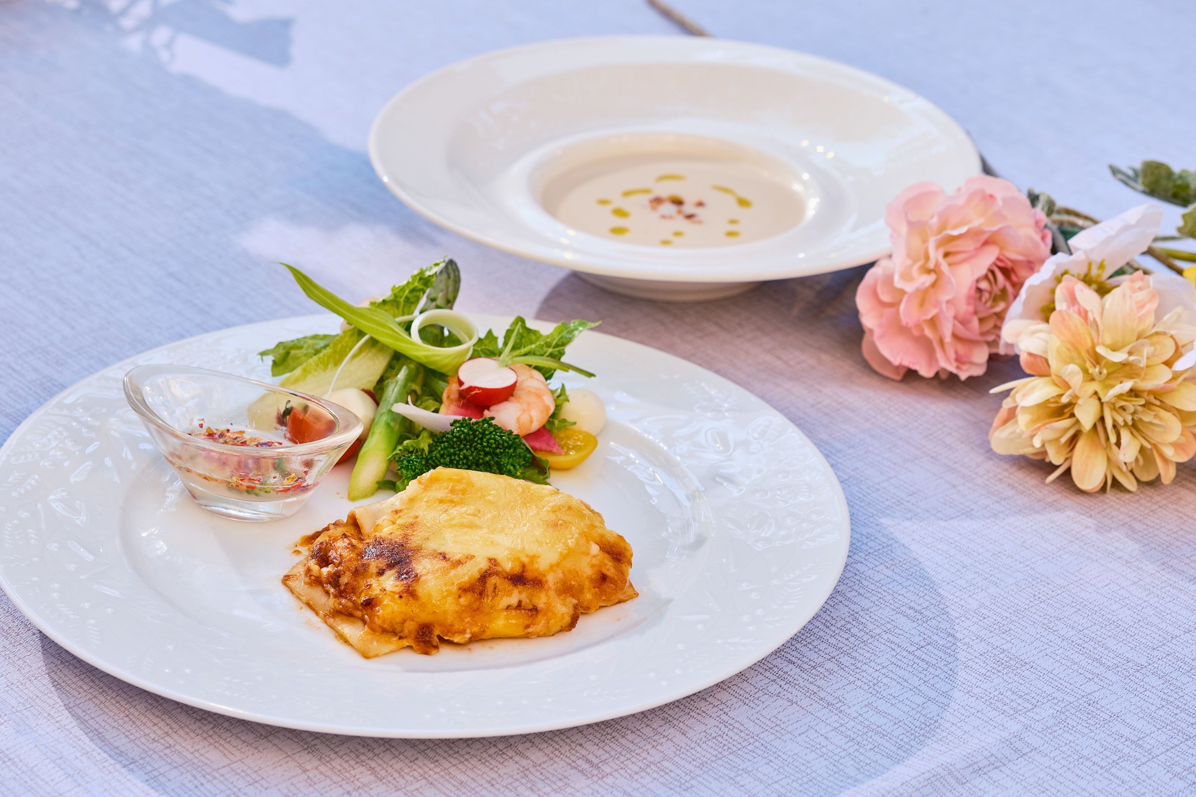 ランチセットイメージ（ラザニア）