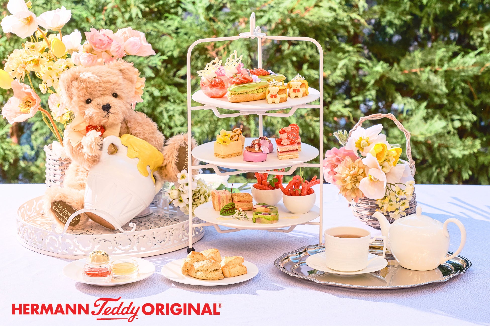 『HONEY SPRING いちごとハチミツのアフタヌーンティー with ハーマンテディ』(2名分)イメージ
