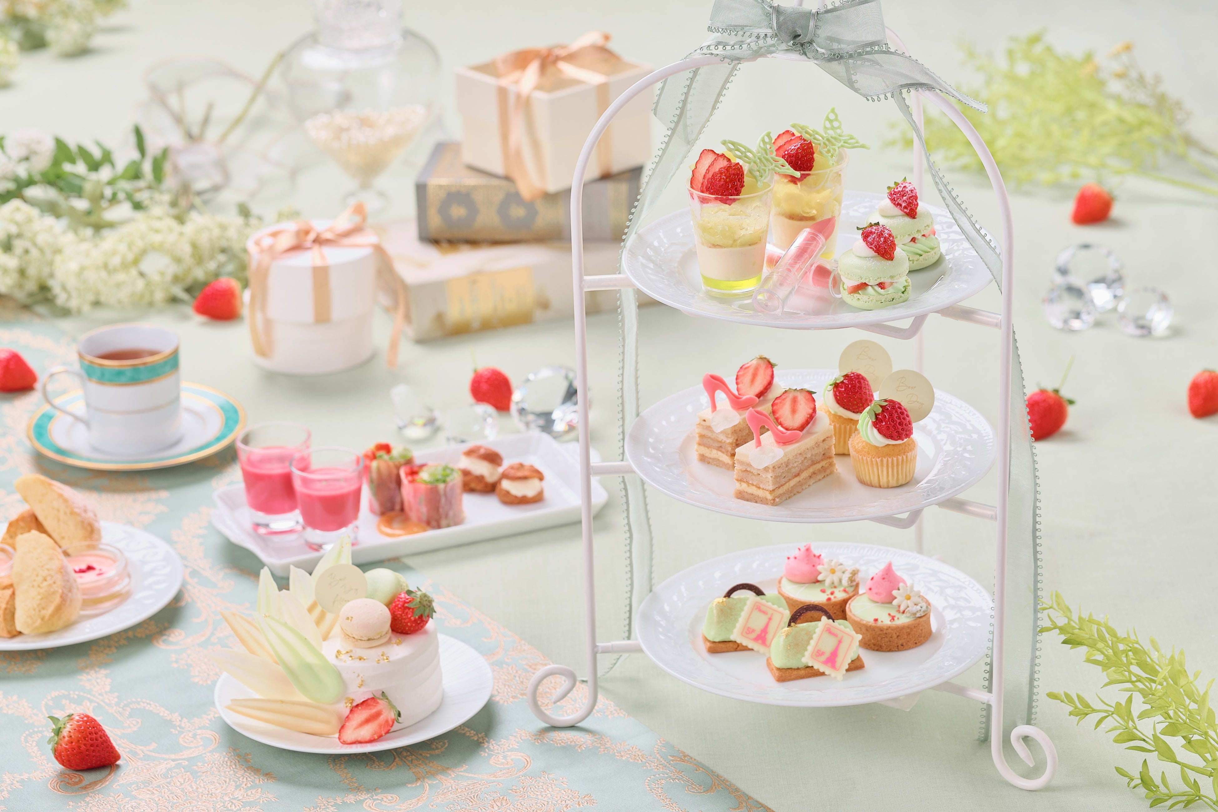 ブラッシュストロークケーキ付アフタヌーンティー イメージ