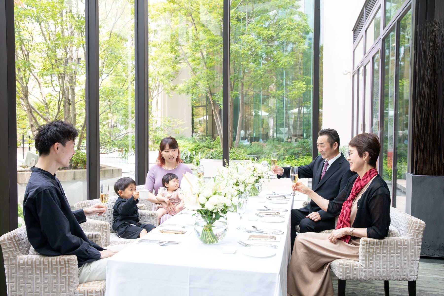カーテン個室：家族のお祝い イメージ