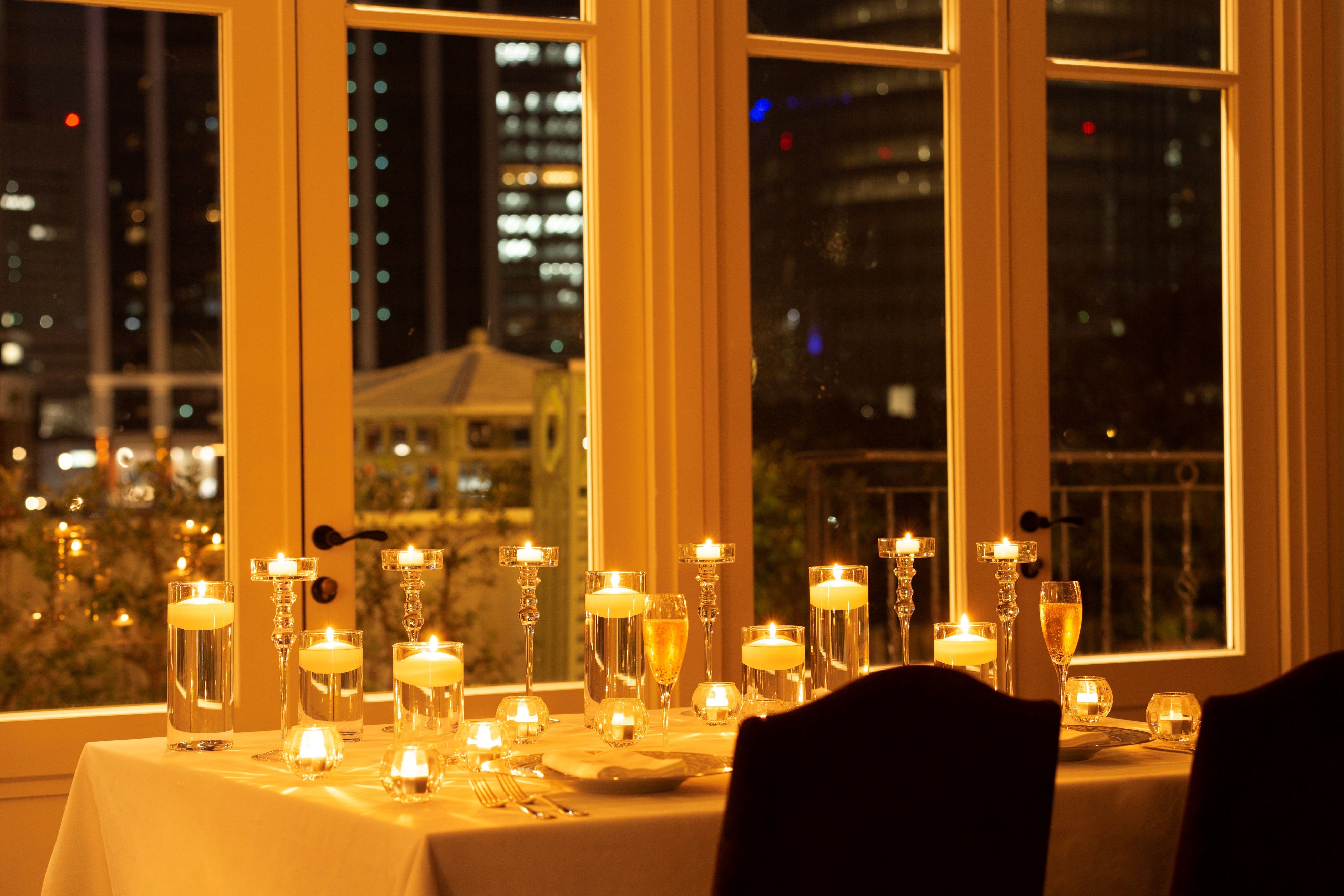 卓上のキャンドルイメージ（オプション）