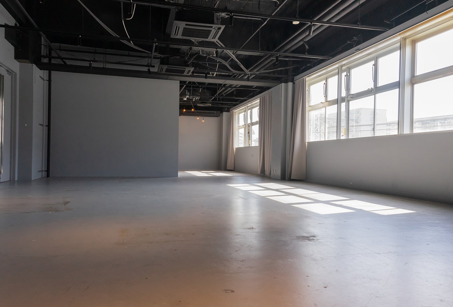 YOKOHAMA COAST Room3