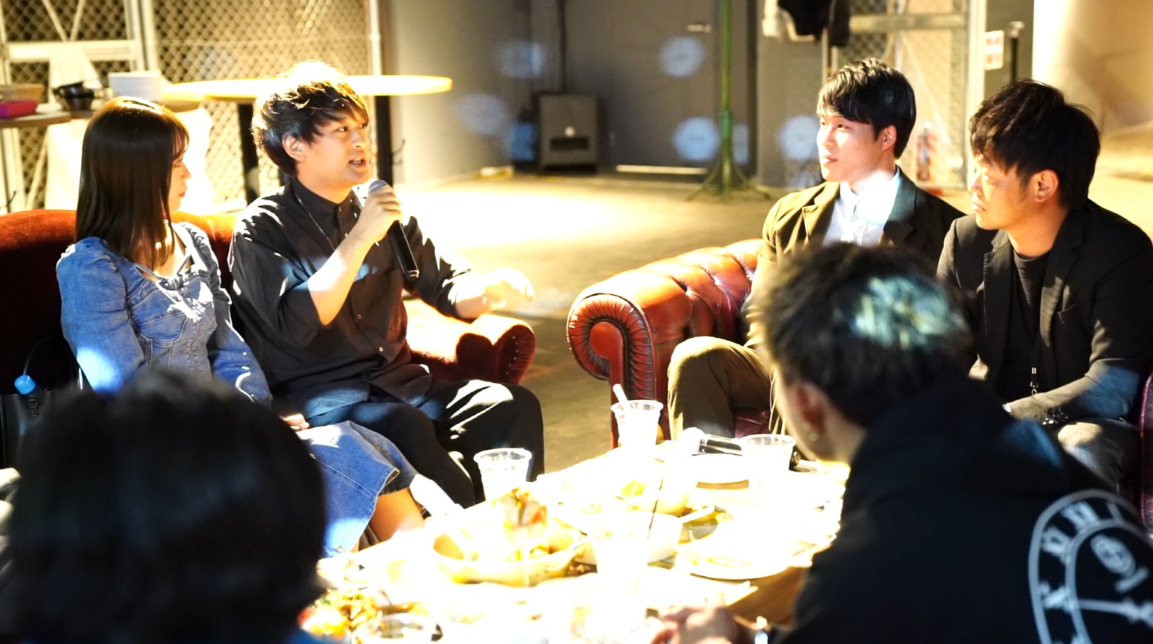 クリエイターの方々との座談会の様子