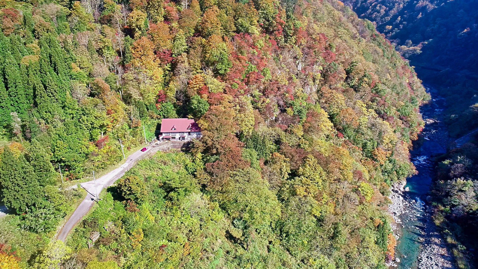 現在、津南町継業バンクで後継者を探している、200年以上の歴史がある川津屋旅館